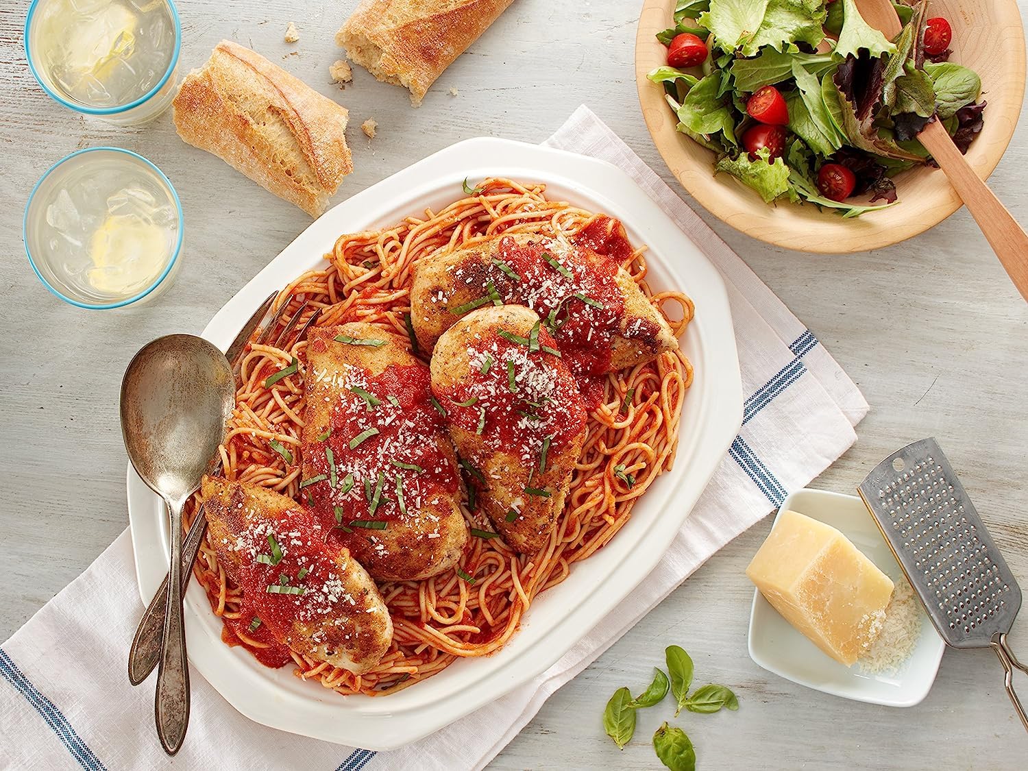 Progresso Italian Style Bread Crumbs 15 oz - Premium Panko Style Breadcrumbs for Cooking, Baking & Coating - Perfect for Meatballs, Chicken Parmesan & Italian Recipes