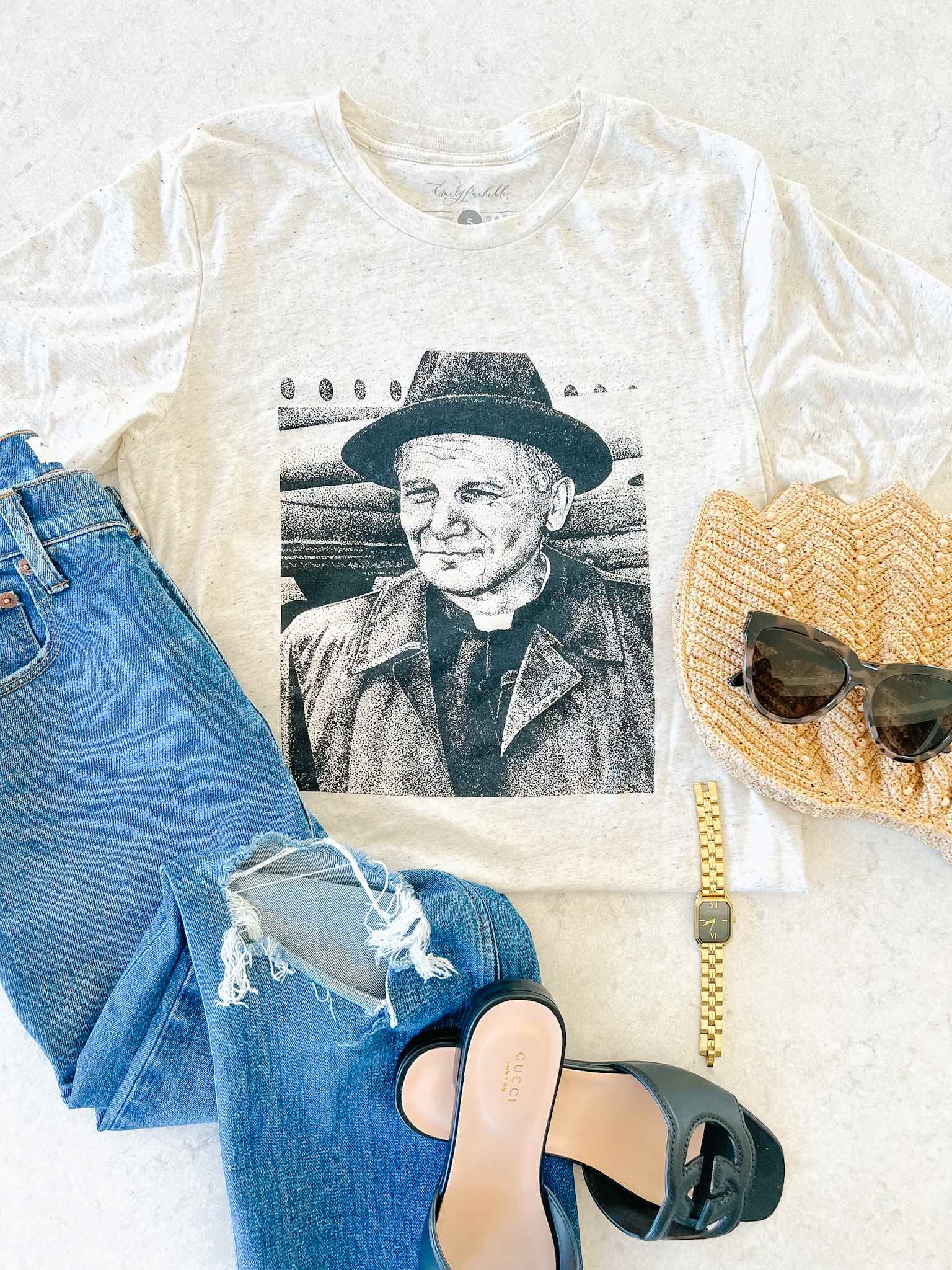 Saint John Paul II T-Shirt - Vintage Catholic Pope Tee for Men & Women - Perfect for Church, Religious Events & Casual Wear