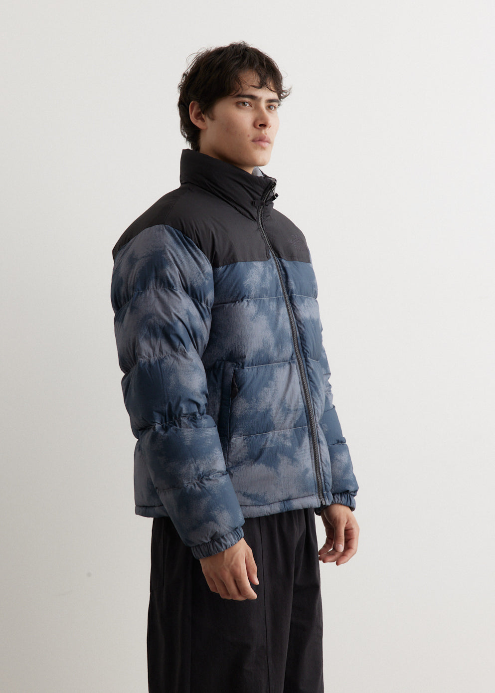 92 Crinkle Reversible Nuptse Jacket - Lightweight Puffer Coat for Men & Women | Waterproof Winter Outerwear for Skiing, Hiking & Urban Fashion
