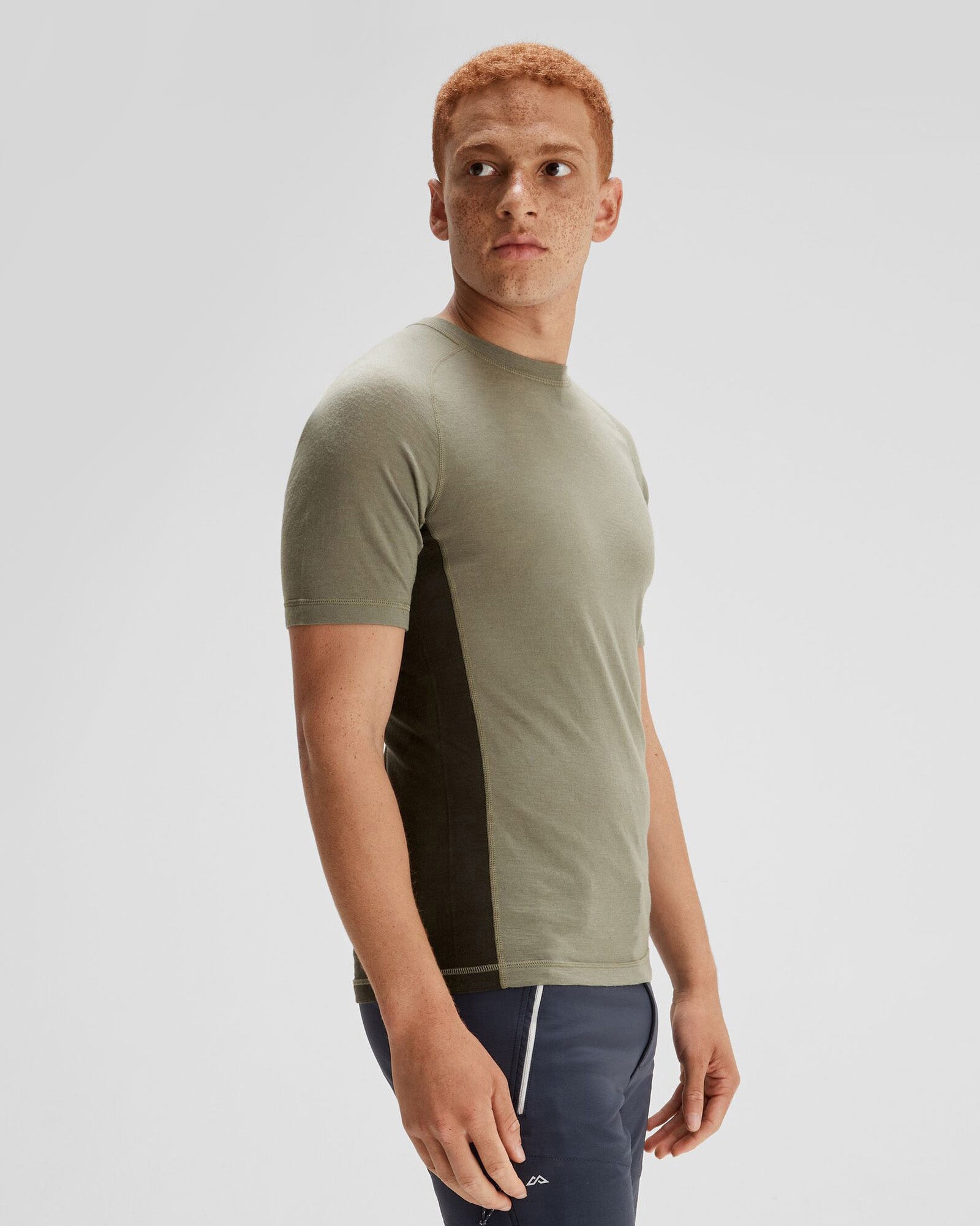 Men's K Merino 125 Baselayer T-Shirt - Lightweight Thermal Underwear for Hiking & Skiing - Beech/Dark Moss Color - Perfect for Outdoor Activities & Cold Weather Layering