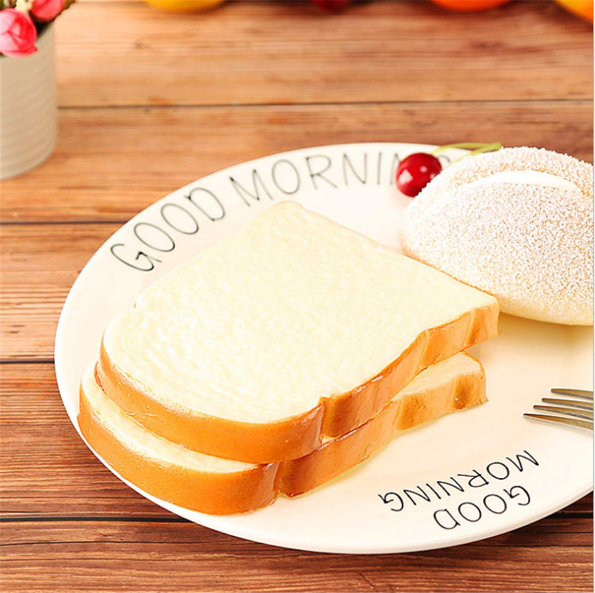 Zzooi Artificial Simulated Sliced Bread - 3PCS Realistic Fake Bread Slices for Home Decor, Photography Props, and Kitchen Display