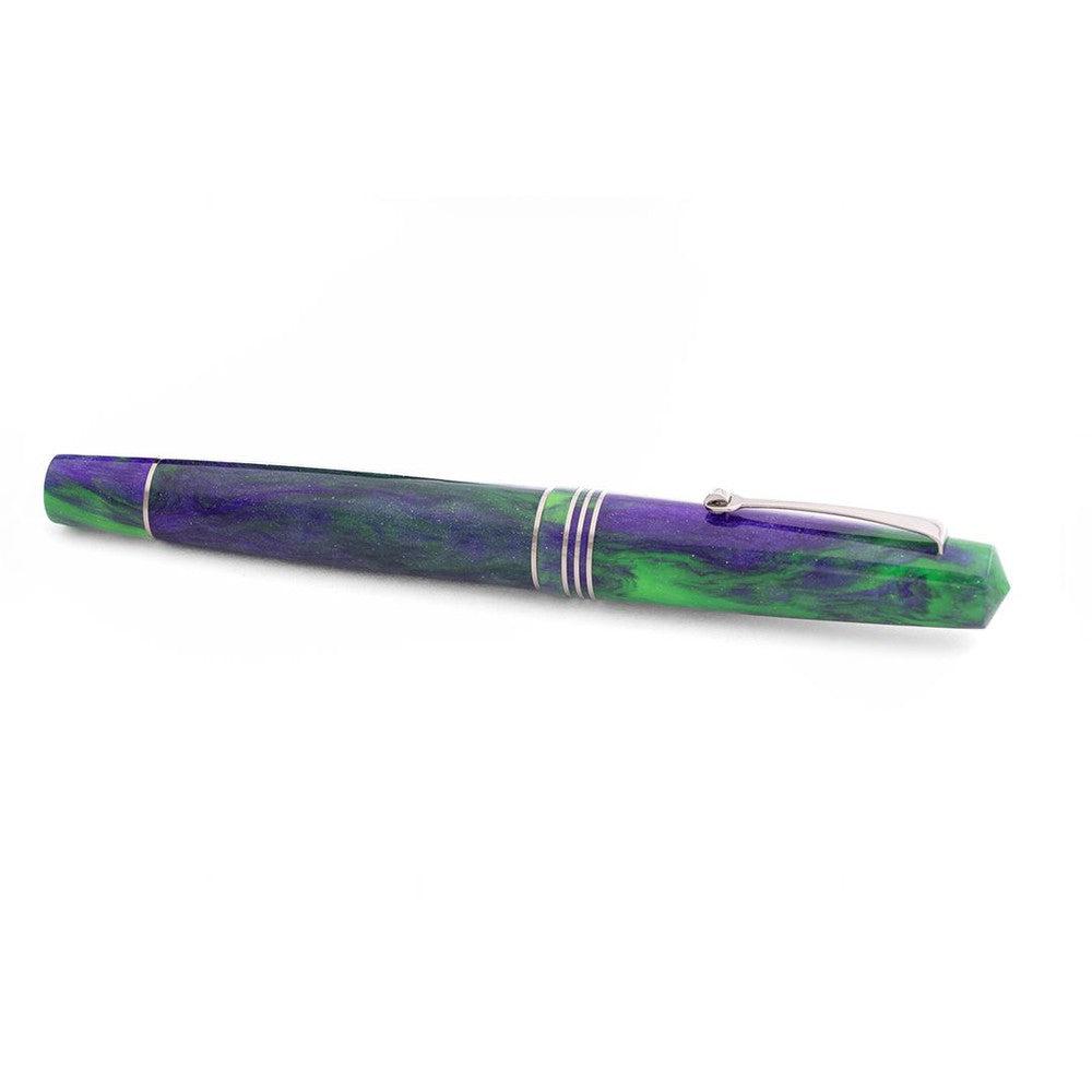 Leonardo x Scientifically Engineered Hatching Halloween Poison Dart Frog Fountain Pen - Premium Collectible Writing Instrument for Calligraphy, Journaling & Gift Giving
