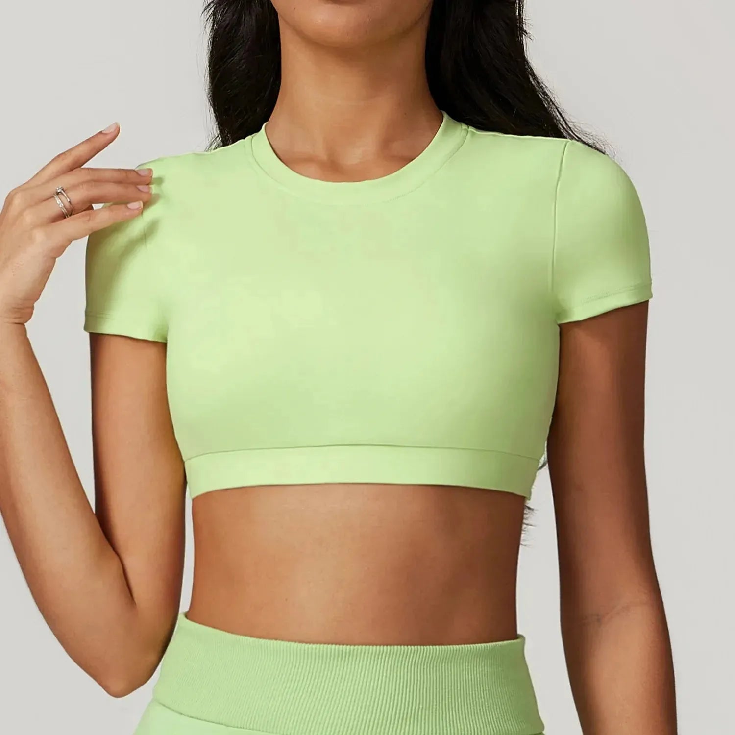 Women's Backless Sports Short Shirts - Sexy Crop Top for Gym, Fitness & Yoga - Quick Drying Breathable Workout Sportswear - Perfect for Running, Pilates & Summer Outdoor Activities