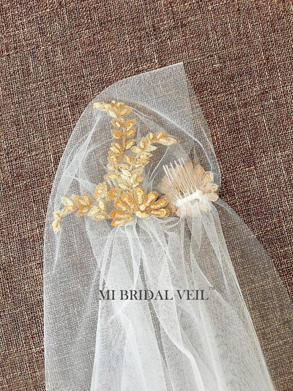 Elegant Beaded Vintage Lace Juliet Cap Wedding Veil - Classic Bridal Headpiece for Vintage Weddings, Church Ceremonies & Romantic Photos