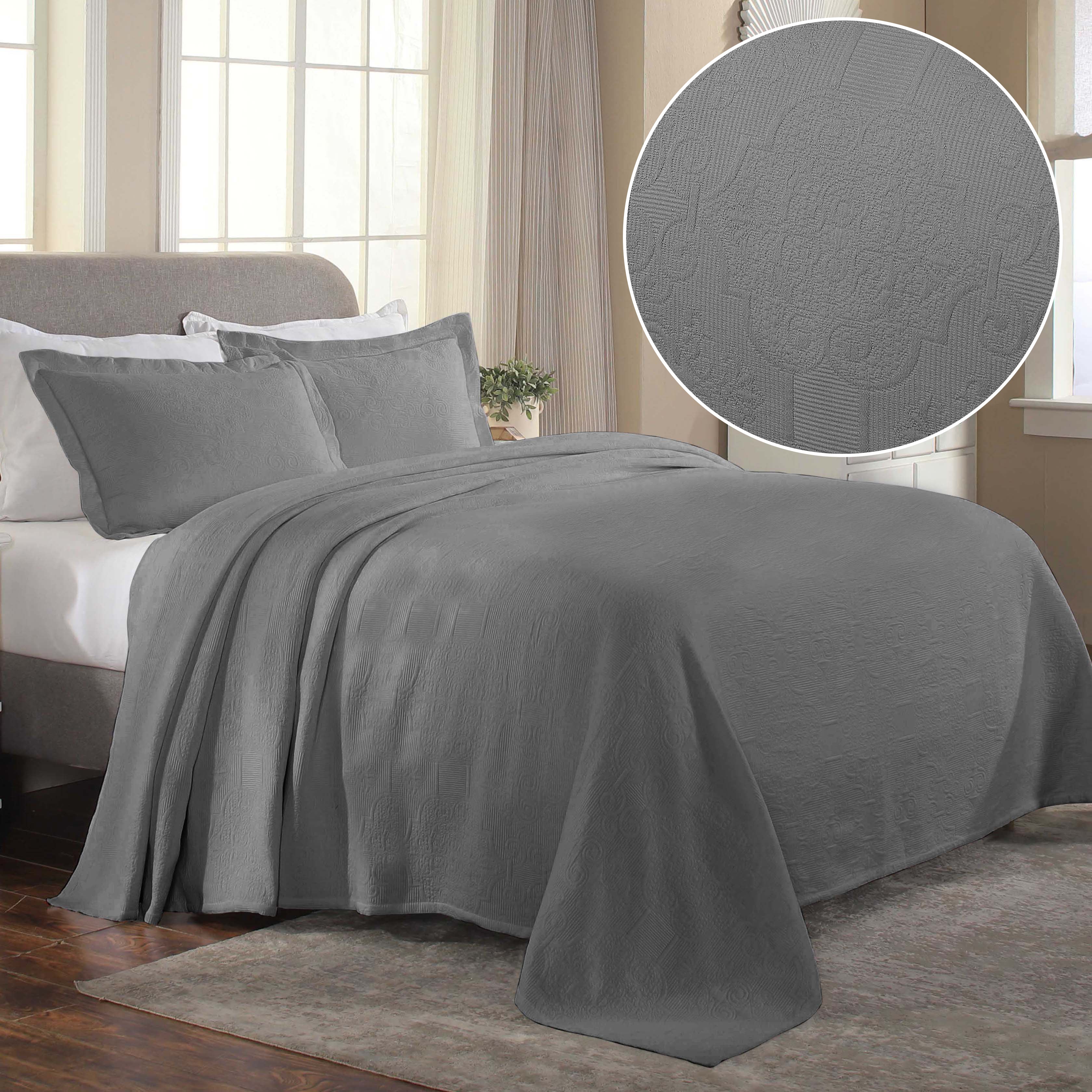 Florin Cotton Matelassé Jacquard Bedspread Set with Scrolling Medallion Design - Luxury Queen/King Size Bedding for Master Bedroom, Guest Room & Hotel Decor