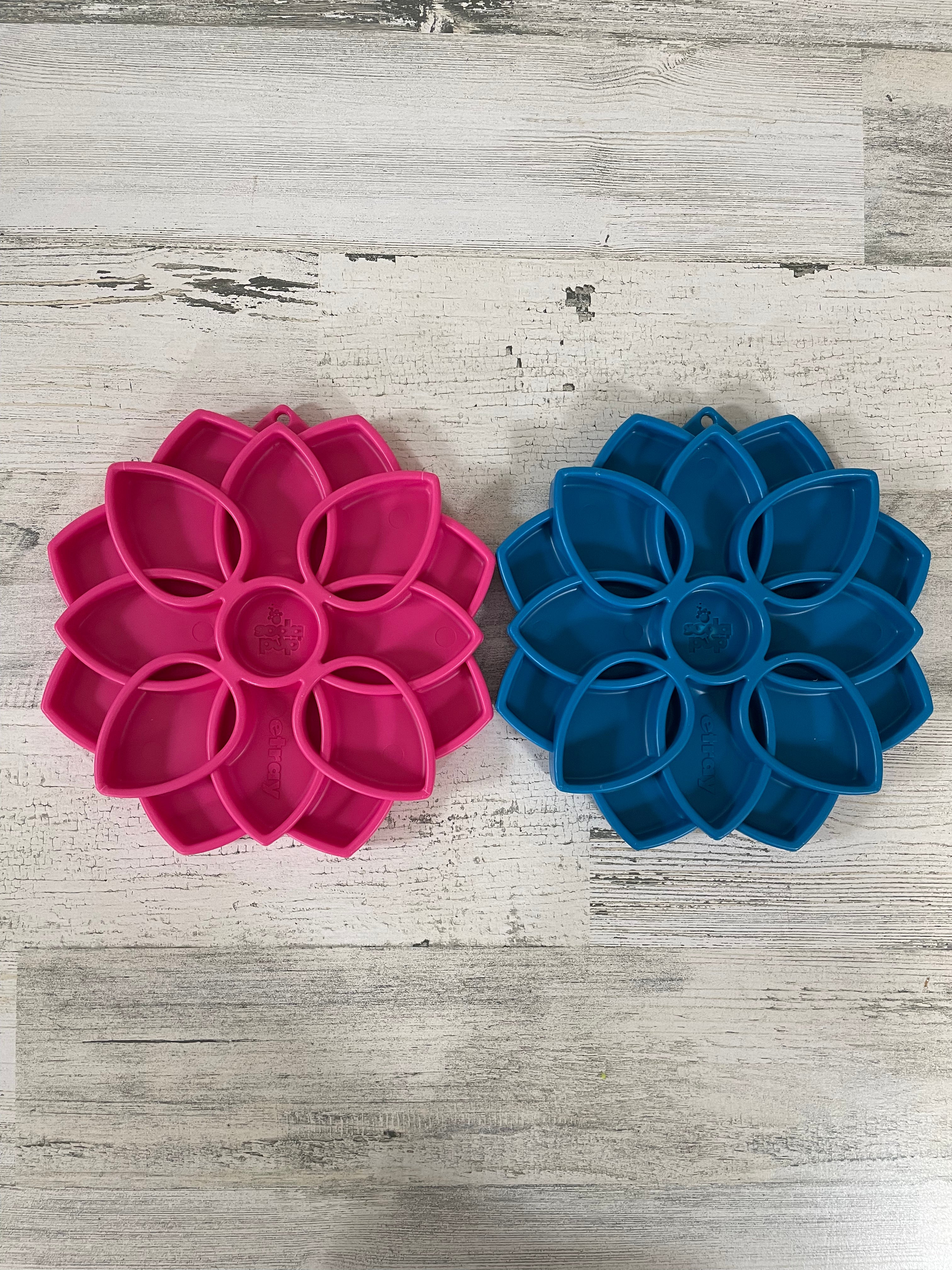 SodaPup Mandala Feeder Slow Dog Bowl - Interactive Puzzle Feeder for Small & Large Dogs - Fun Mealtime Enrichment Toy for Boredom & Anxiety Relief - Perfect for Mealtime, Training, and Mental Stimulation