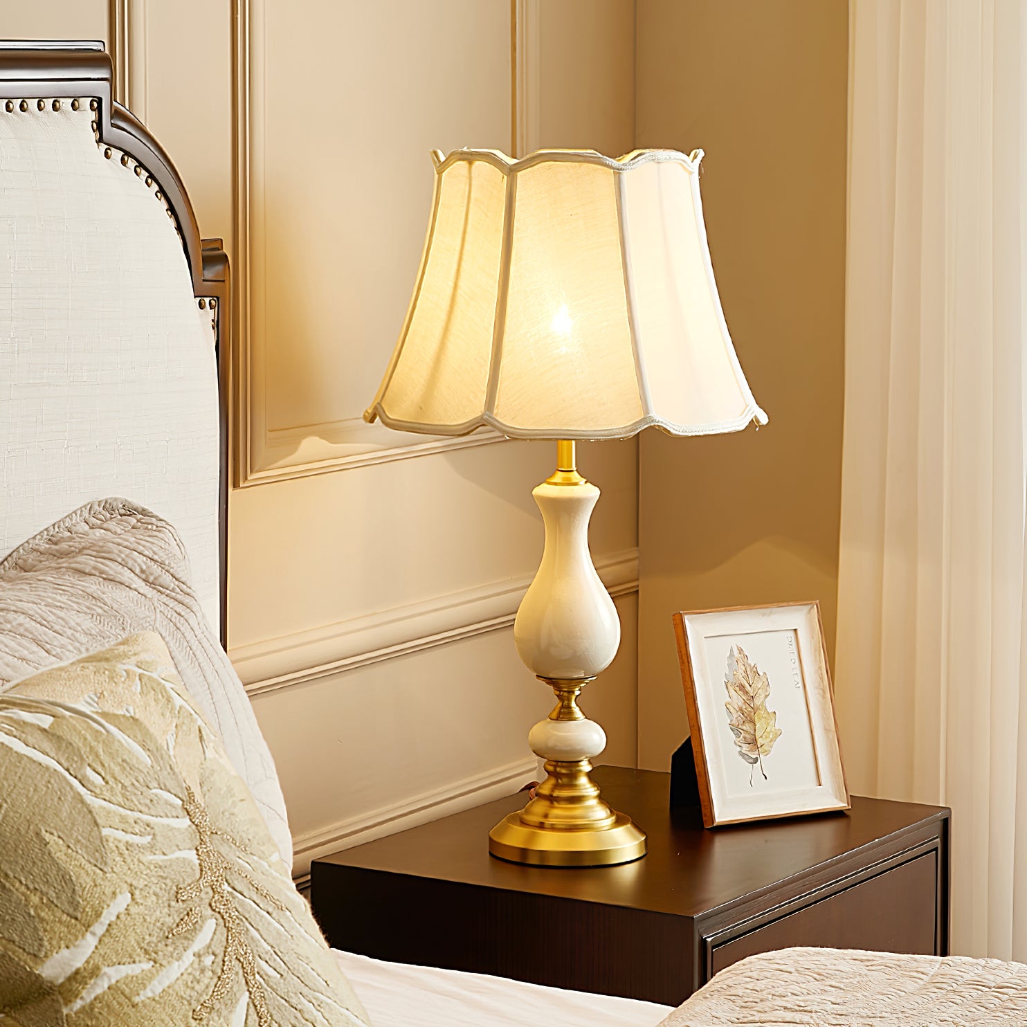 Modern Carro Table Lamp - Adjustable LED Desk Light with Touch Control, Warm White to Cool White (3000K-6000K) - Perfect for Bedroom, Office, Study & Reading Nook Lighting