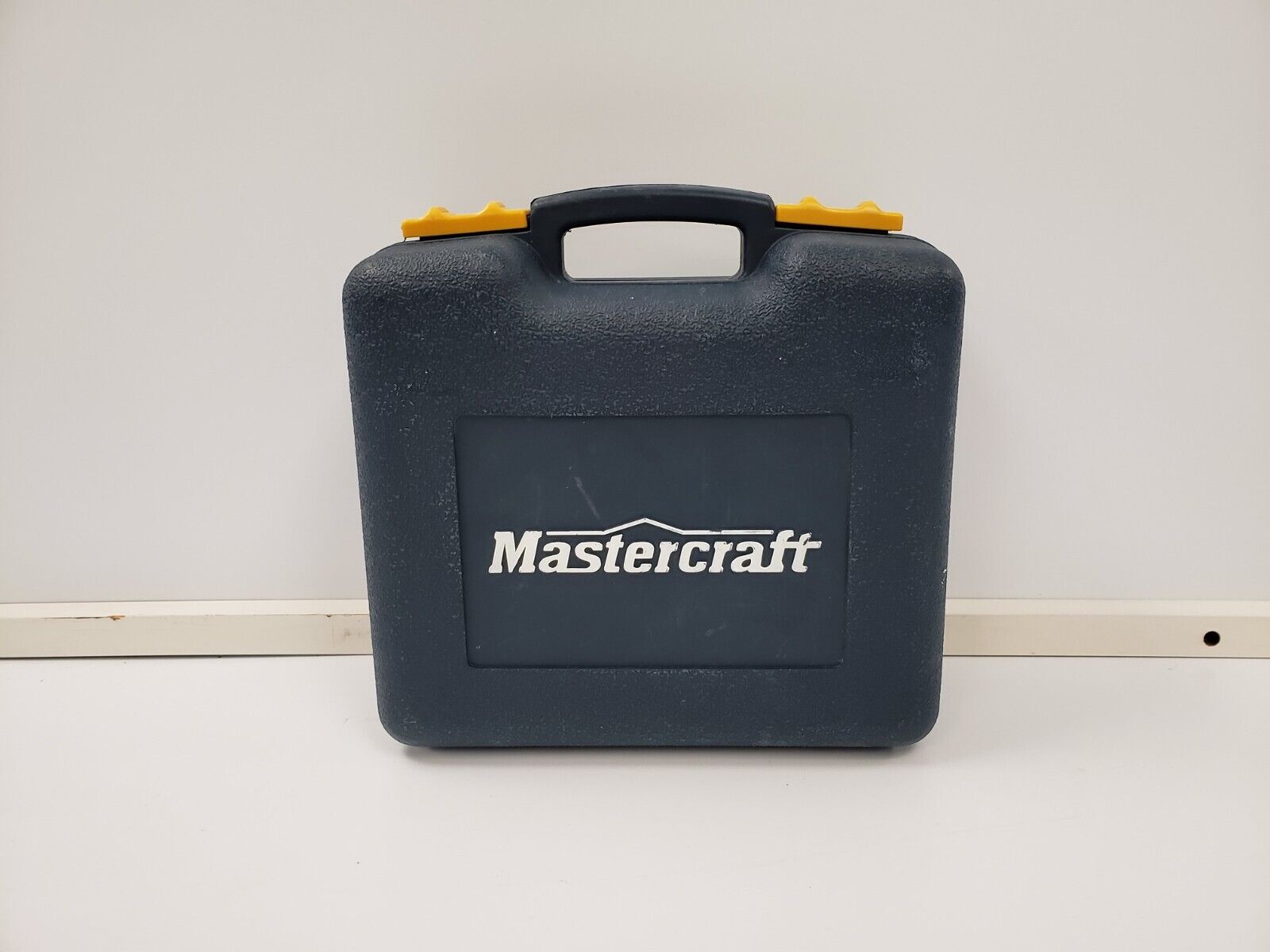 Mastercraft 54-7238 6-Inch Random Orbital Sander - Power Tool for Woodworking, Sanding & Finishing | Perfect for DIY Projects & Professional Use