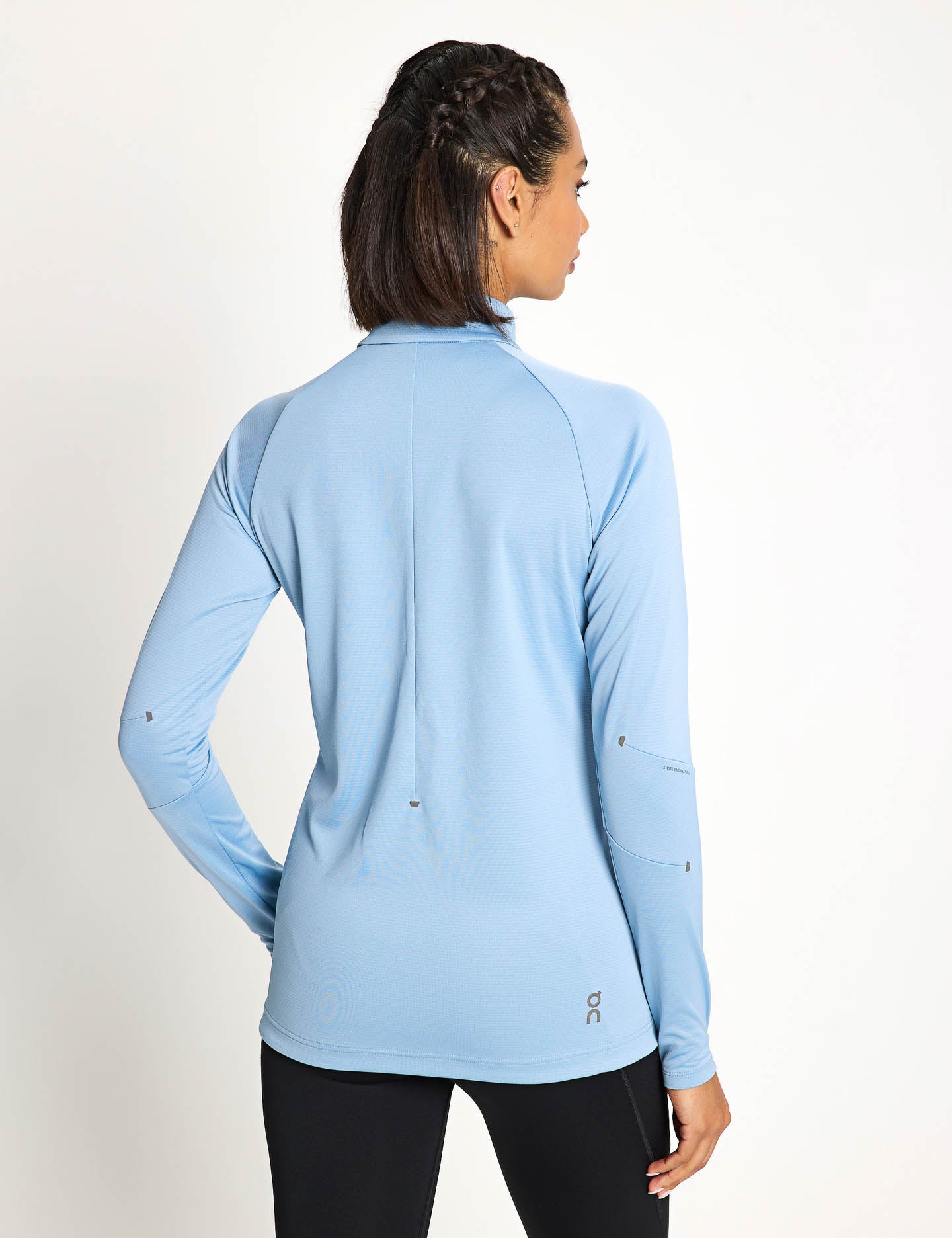 Breathable Climate Shirt for Men & Women - Premium Chambray Fabric for All Seasons | Perfect for Outdoor Activities, Travel & Casual Wear