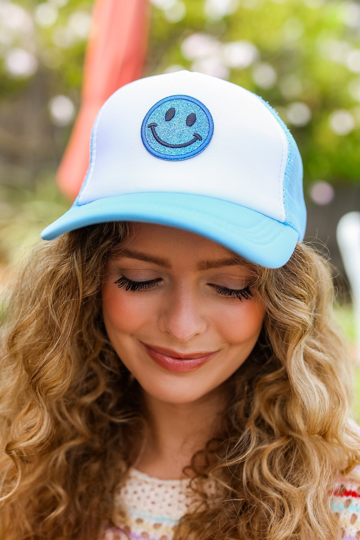 Baby Blue Glitter Smiley Face Mesh Trucker Hat for Women & Men - Trendy Unisex Baseball Cap for Summer, Festivals, and Outdoor Activities