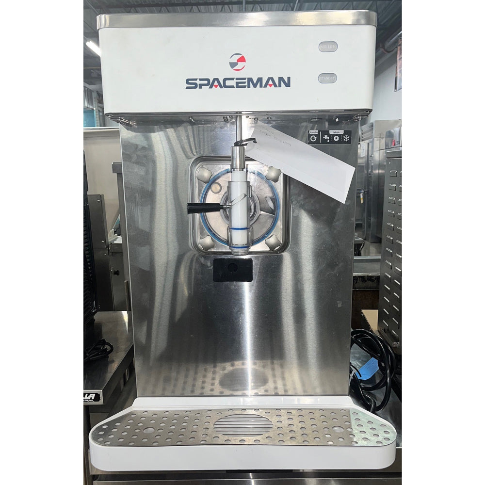 Used Spaceman 6690 C Single Flavor Countertop Frozen Beverage Machine - Perfect for Slushies, Smoothies & Frozen Drinks in Restaurants, Bars & Convenience Stores
