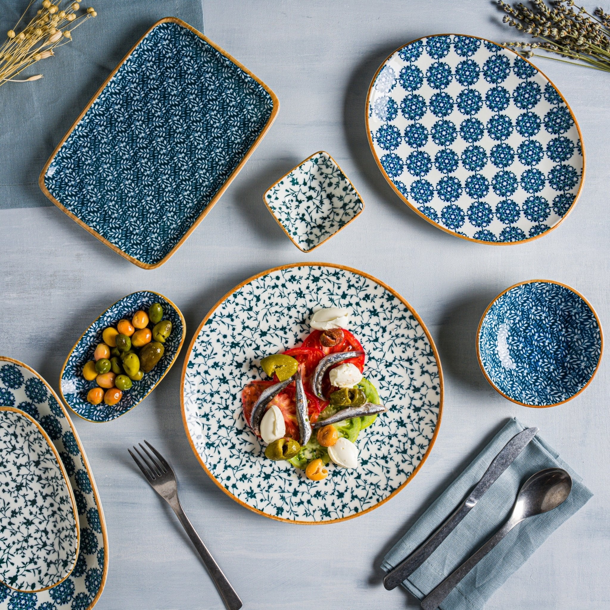 Premium 23cm Calif Dessert Plate - Elegant Porcelain Dish for Cakes, Pastries & Snacks - Perfect for Parties, Tea Time & Home Dining Decor