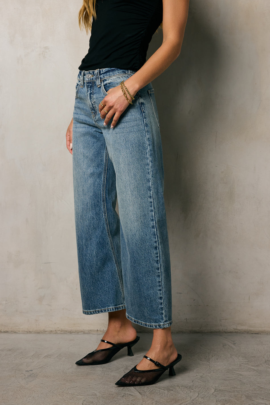 Kenny Loose Fit Barrel Jeans for Women & Men - High Waist Distressed Denim Pants - Casual Streetwear & Vintage Style (Perfect for Everyday Wear, Parties & Fashion Outfits)