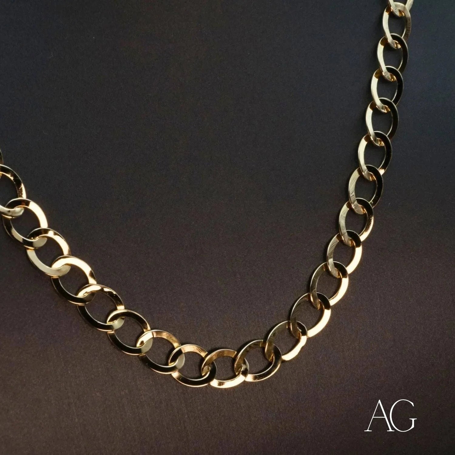 18K Gold Link Chain Necklace - Classic Cuban Style for Men & Women | Elegant Layering, Gift Giving & Everyday Wear