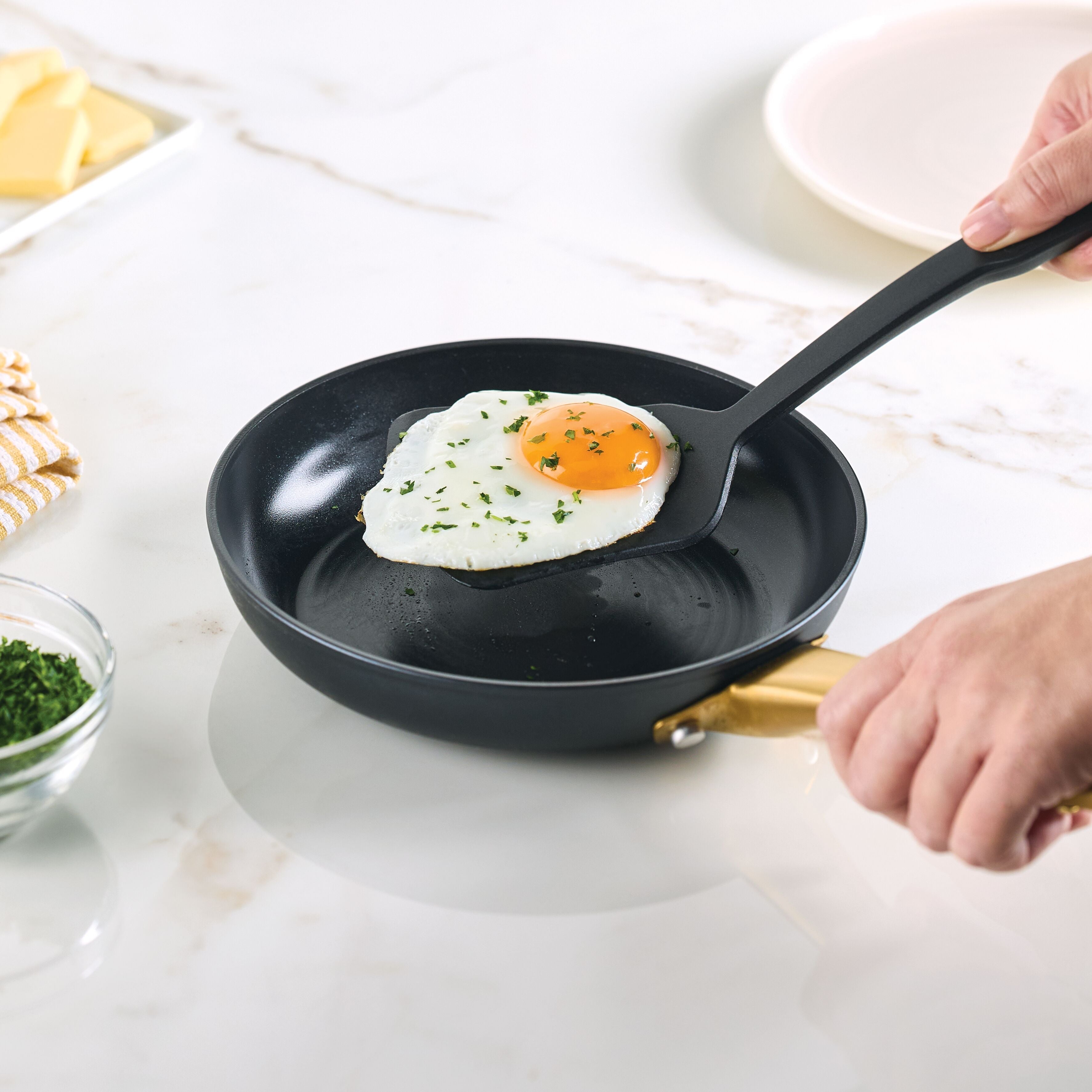 8.25 Inch Ceramic Nonstick Frying Pan - Healthy Cooking Skillet for Eggs, Pancakes & Stir Fry | PFOA-Free & Dishwasher Safe | Perfect for Home Kitchen & Camping