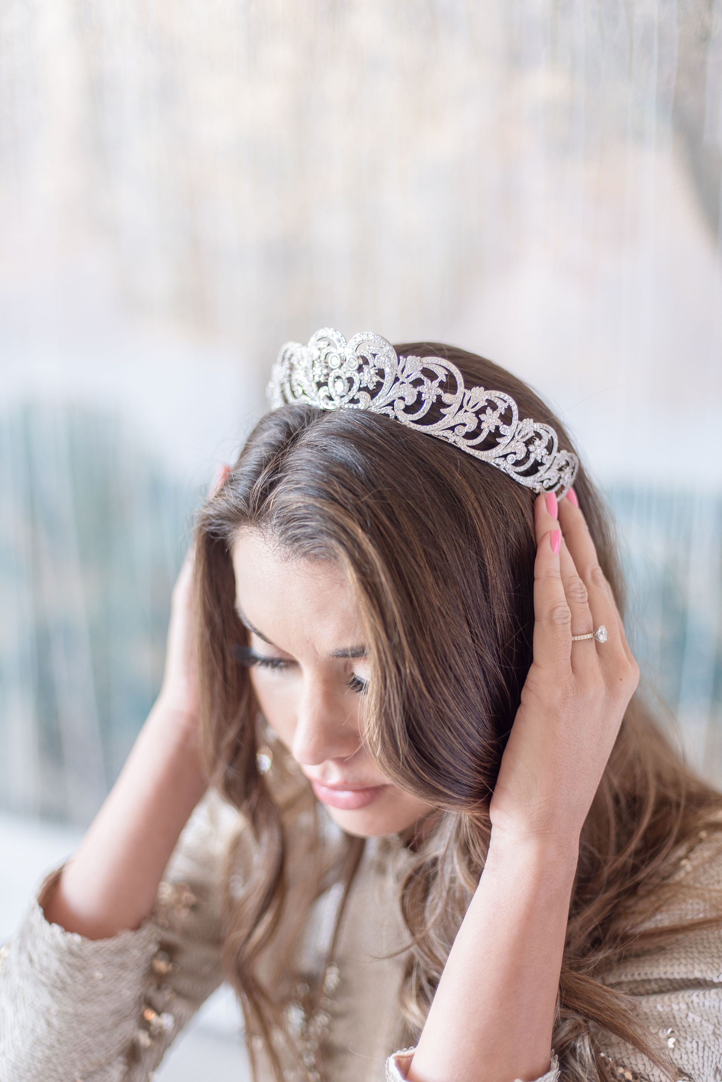 Pearled Diana Princess of Wales Royal Bridal Tiara - Elegant Wedding Crown for Brides, Princess Costume & Special Occasions