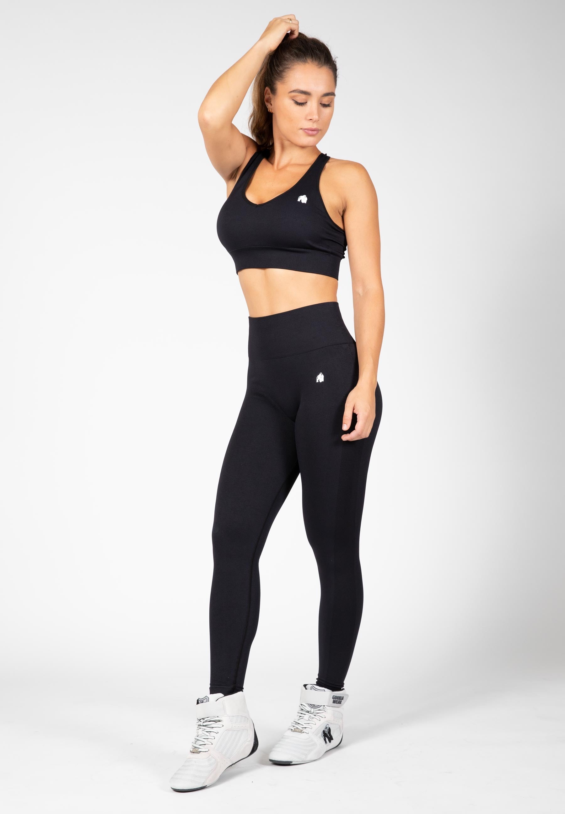 Hilton Seamless Bra for Women - Wireless Comfort Bras, Soft Breathable Fabric, Smooth Under Clothing - Perfect for Yoga, Workout & Everyday Wear (Black)