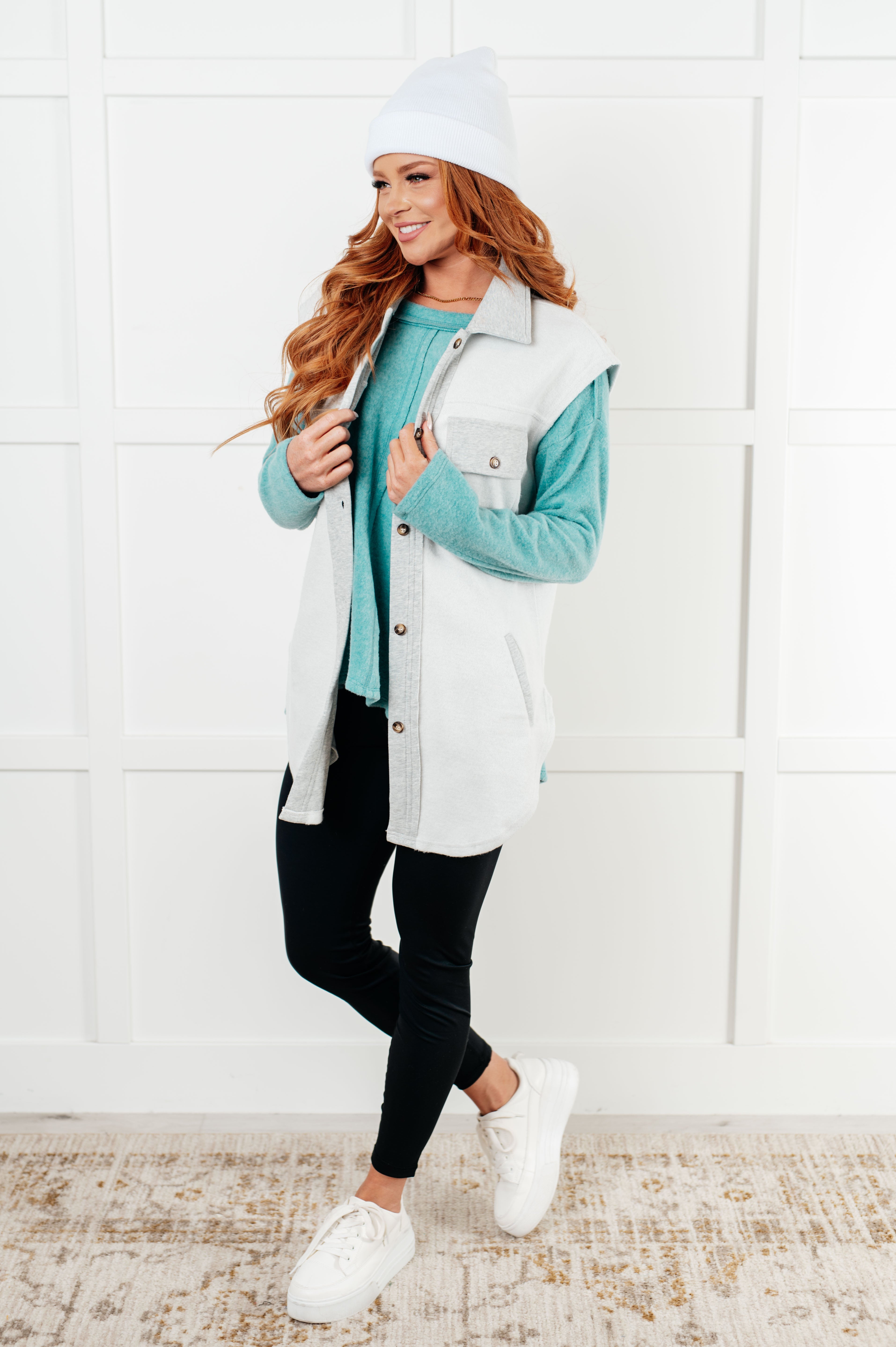 Stylish Sleeveless Shacket for Women - Lightweight Summer Jacket with Pockets | Perfect for Casual Outings, Beach Cover-Up & Layering