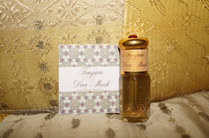 Premium Tonkin Deer Musk Nafa Oil - 3ml Pure Musk Kasturi Jinko for Perfume Making, Aromatherapy & Spiritual Rituals