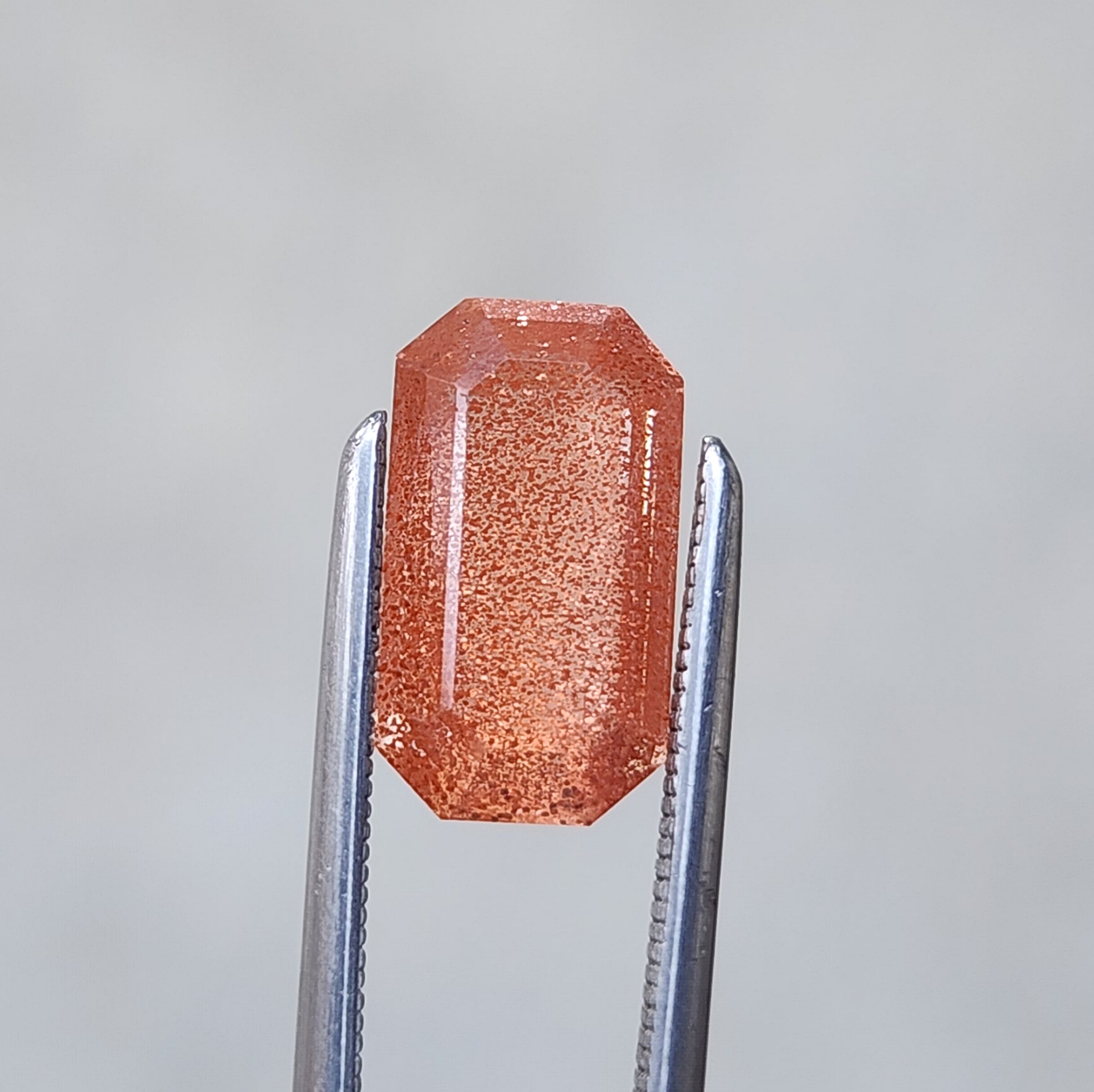 1.98ct Natural Oregon Sunstone Peach Emerald Cut with Schiller - Elegant Gemstone for Jewelry Making, Engagement Rings & Unique Gifts