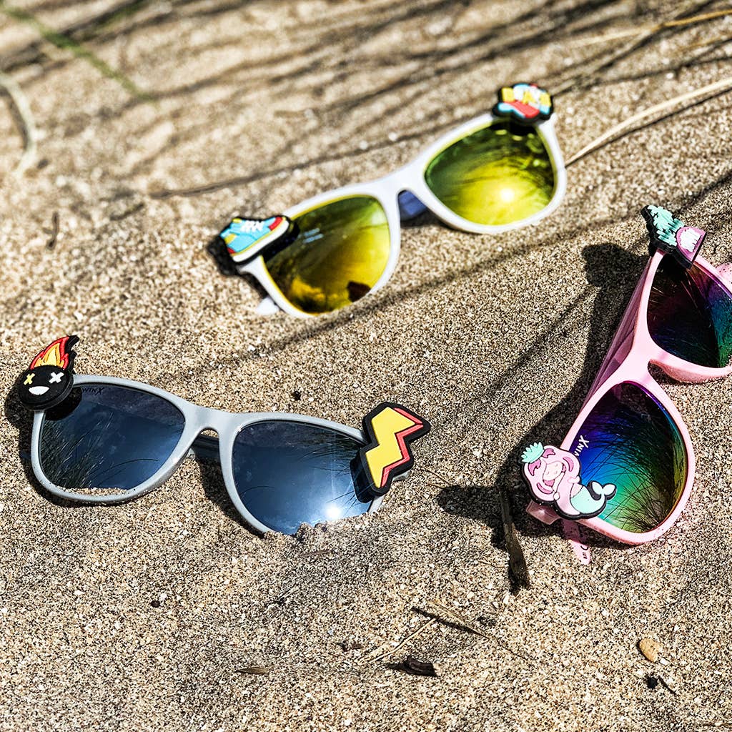 Kids' White Sunglasses & Charm Kit - Kawaii Style for Girls & Boys - Perfect for Summer, Beach, and Outdoor Play