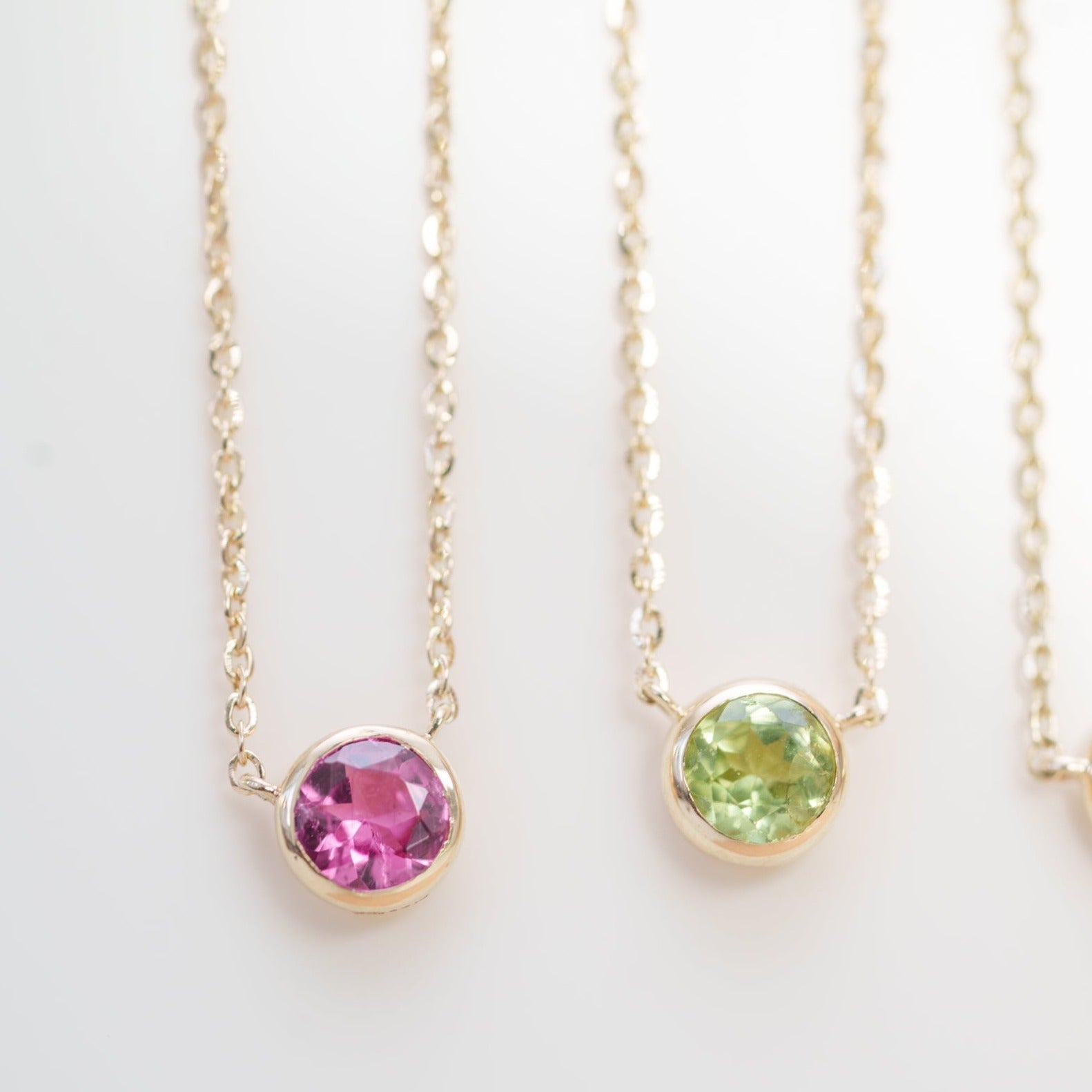 Peridot Gemstone Necklace - 14K Solid Yellow Gold Bezel Pendant for Women | Elegant Jewelry Gift for Birthday, Anniversary & Special Occasions