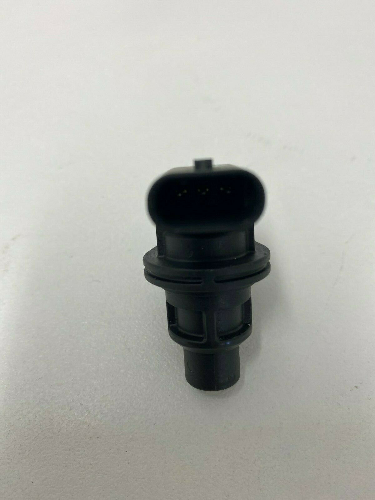 Genuine Holden RG Colorado 2.8L Duramax Camshaft Position Sensor - Replacement Part for Diesel Engine Performance & Diagnostics | Perfect for Off-Roading & Heavy-Duty Towing