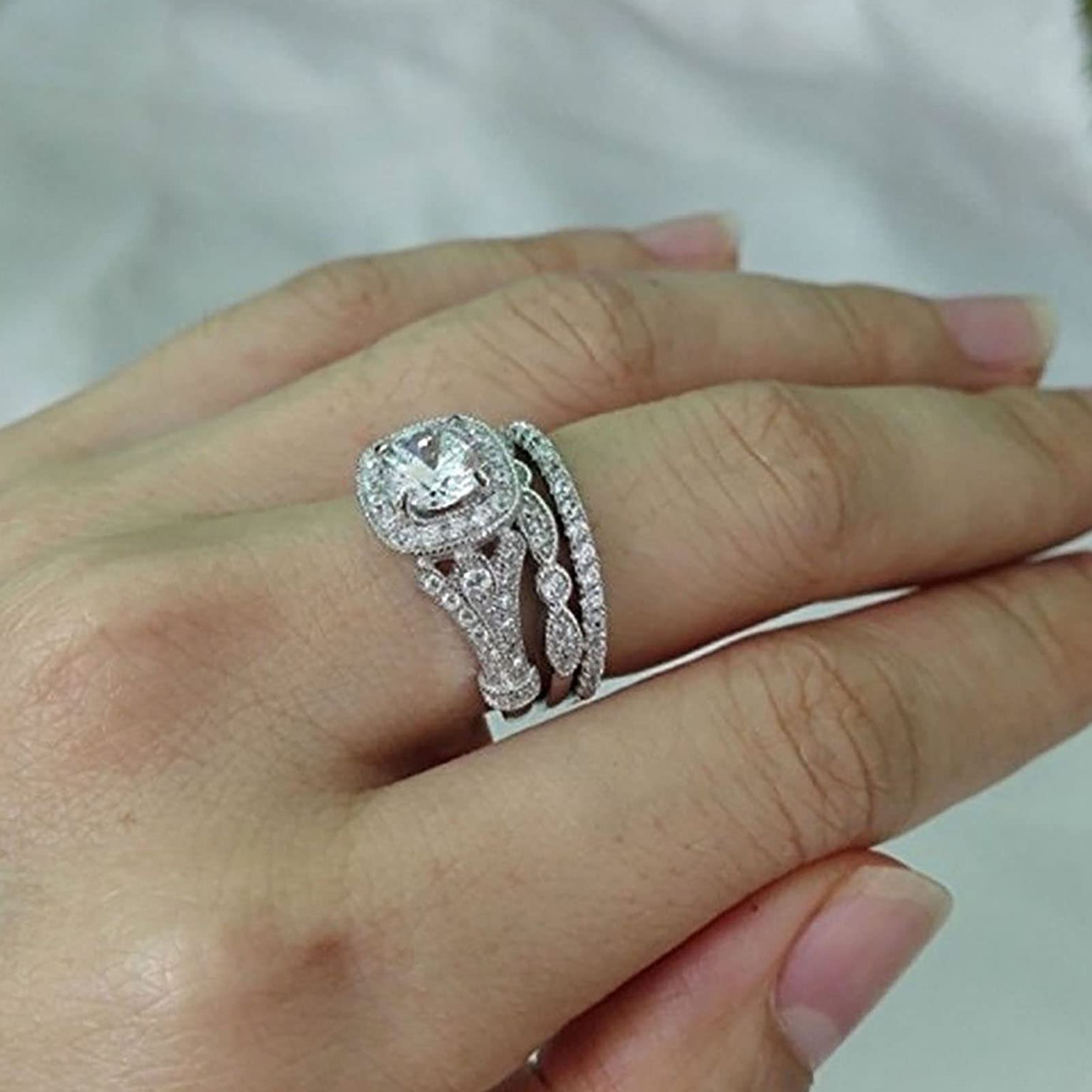 3Pcs Women's Rings Set - Elegant Shiny Wedding Bands for Engagement, Anniversary & Bridal Jewelry - Perfect as Promise Rings, Gift for Her & Special Occasions