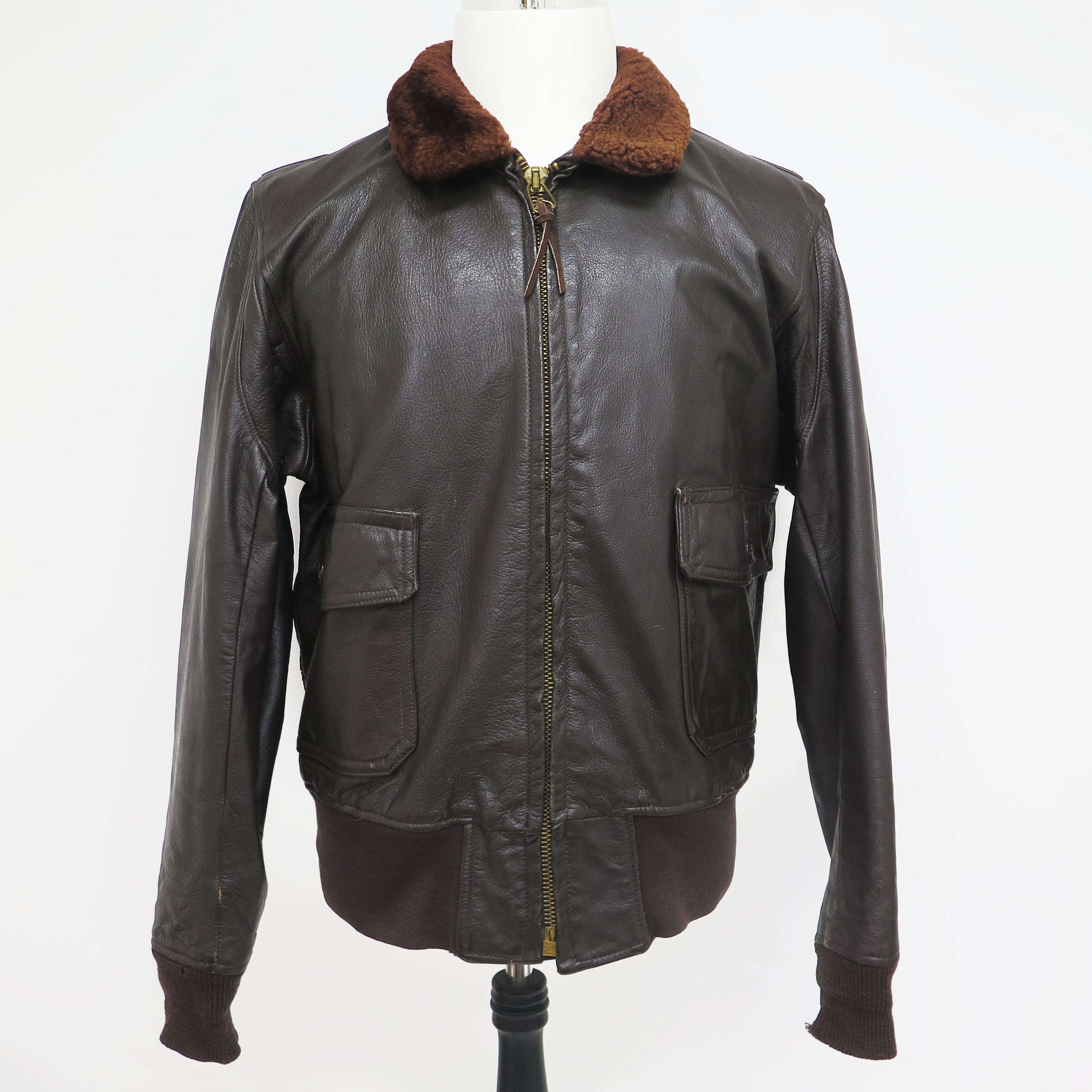Vintage US Navy G-1 Leather Flight Jacket - Authentic 1967 USN Bomber Jacket Size 44 for Men | Perfect for Aviation Enthusiasts, Military Collectors & Retro Fashion
