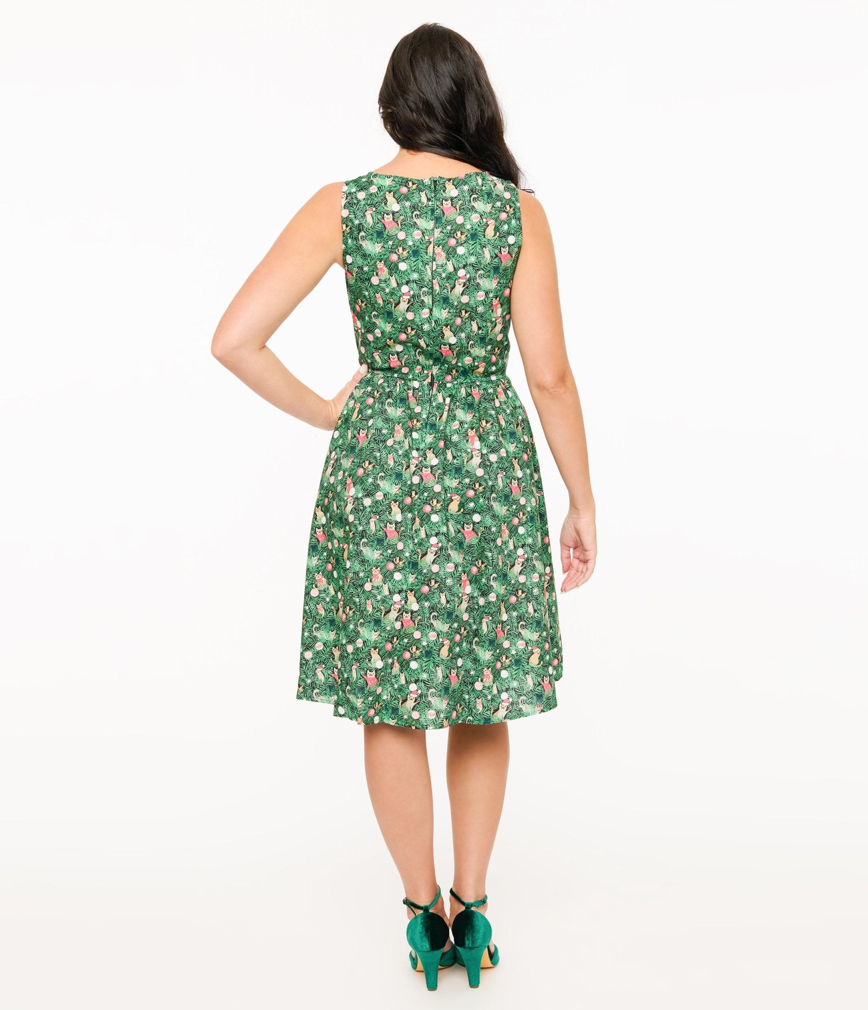 Vintage 1950s Green Holiday Cat Print Cotton Swing Dress - Retro Style Party Dress for Christmas, Halloween, and Themed Events
