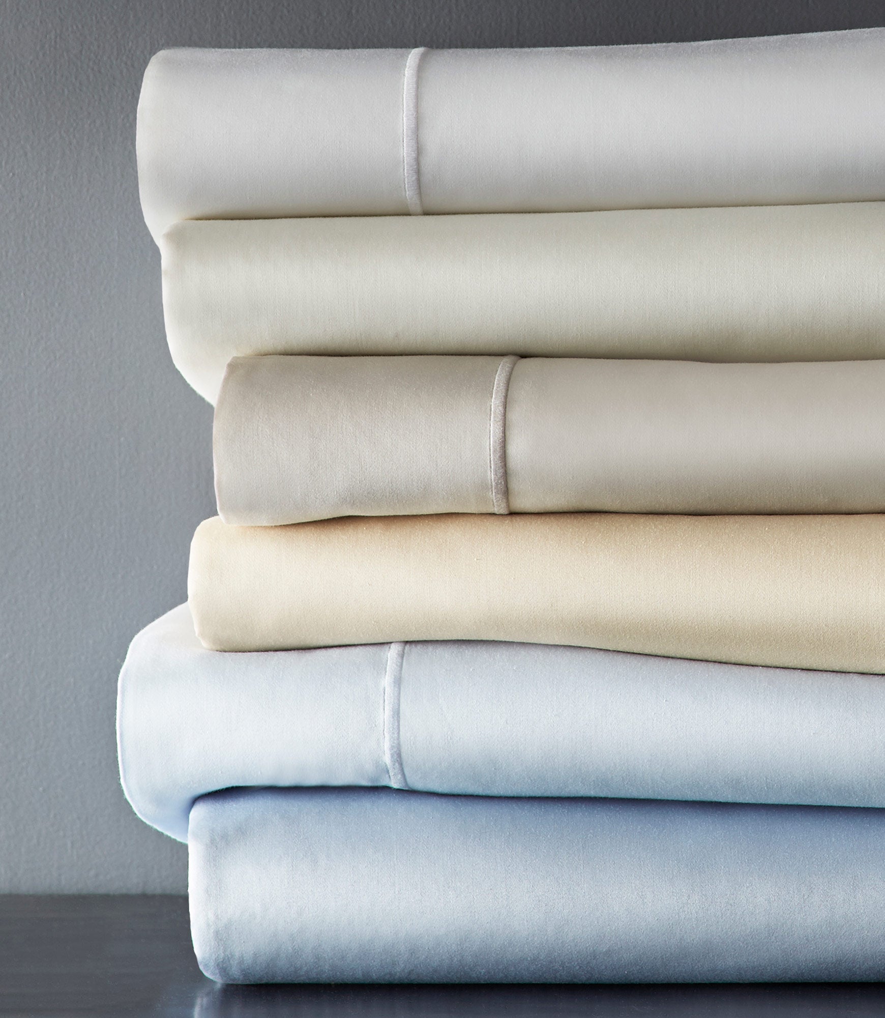 Premium 100% Cotton Soprano Sateen Flat Sheet - Soft & Breathable Bed Sheet for Ultimate Comfort - Perfect for Master Bedroom, Guest Room & Luxury Hotels