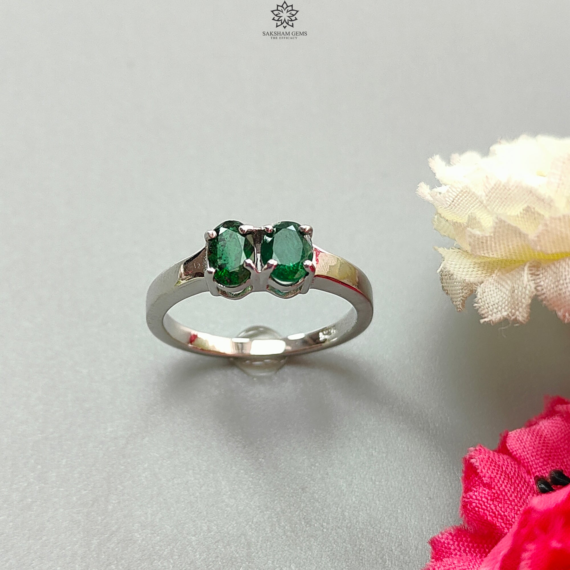 Natural Untreated Emerald Oval Faceted Cut 925 Sterling Silver Ring - 2.86gms Prong Set Size 7.5 US | Elegant Jewelry for Women, Perfect Gift for Anniversary, Birthday & Special Occasions