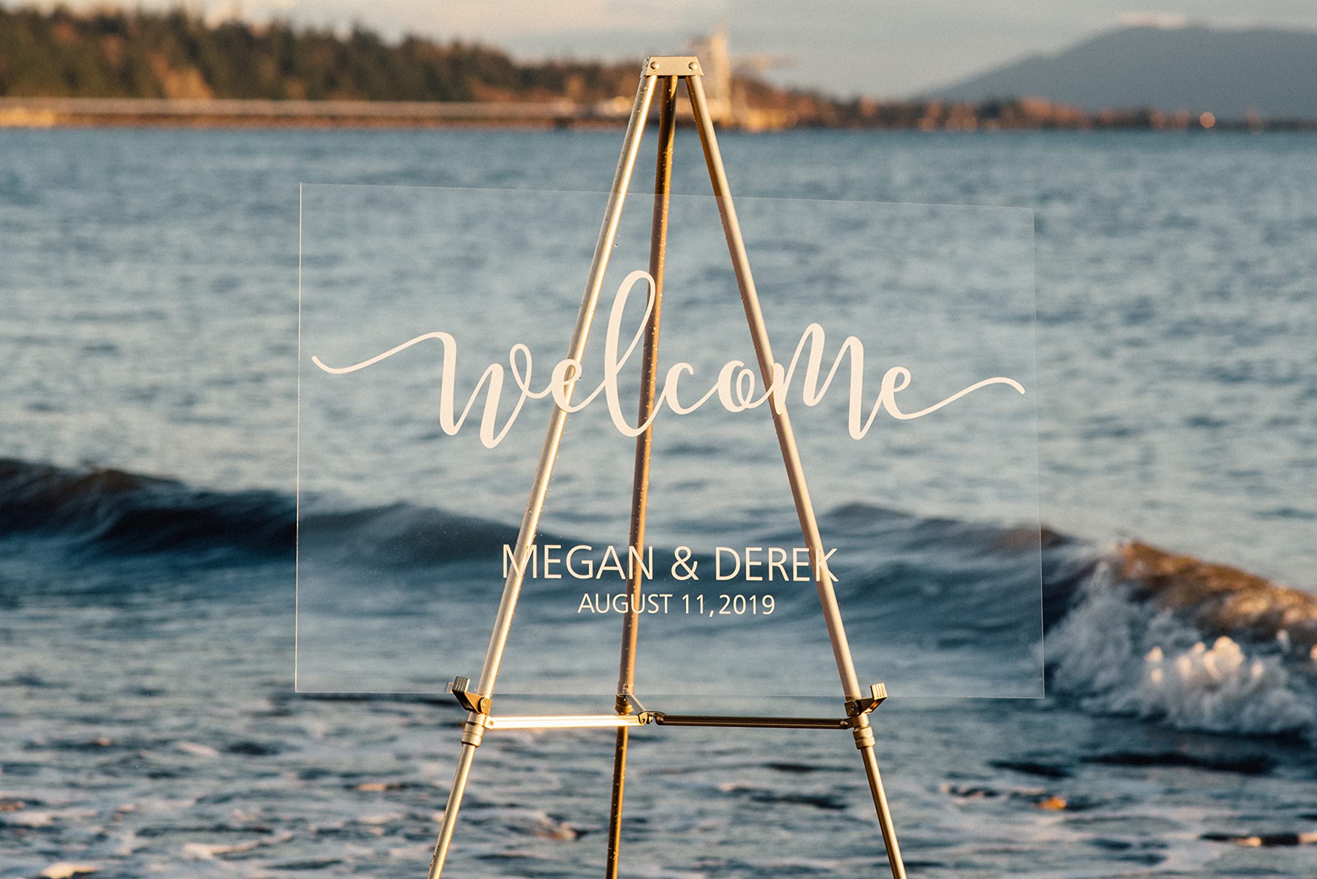 Elegant Clear Acrylic Wedding Welcome Sign - Modern Wedding Decor for Reception Entrance & Ceremony Backdrop - Personalized Acrylic Sign for Weddings, Bridal Showers & Anniversary Parties