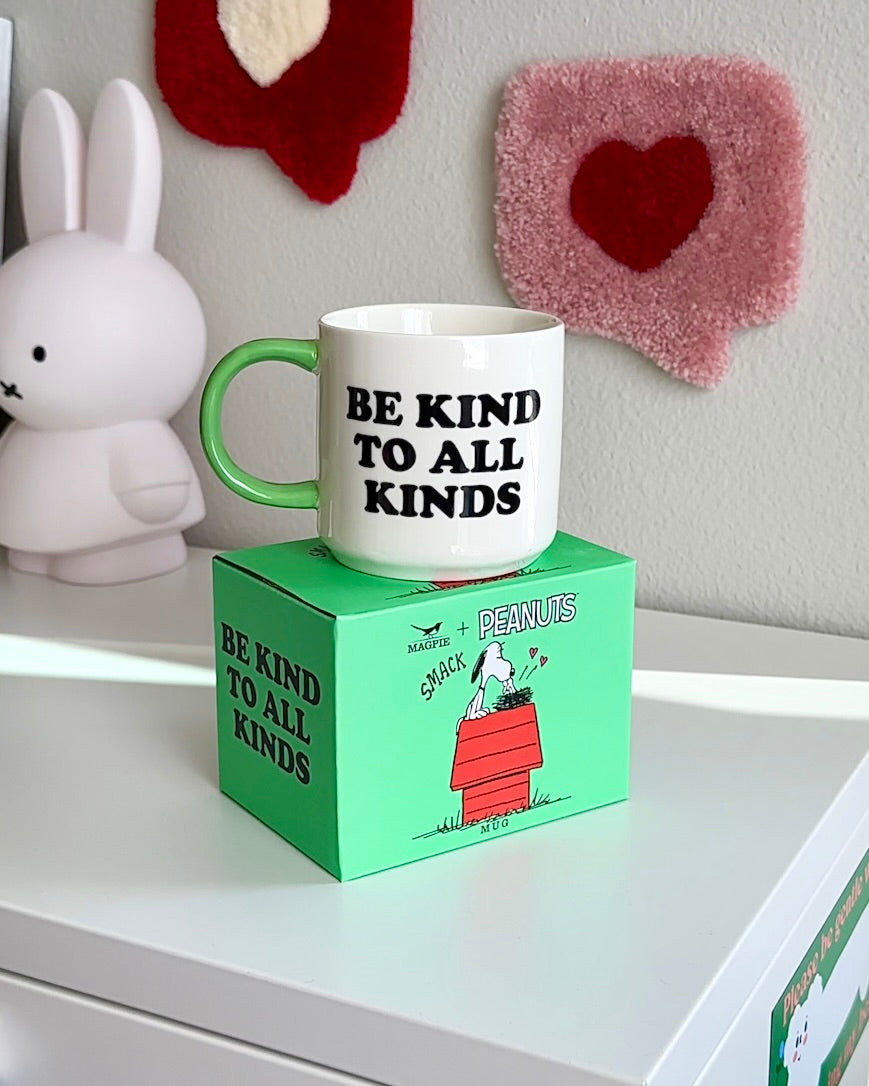 Peanuts® Snoopy 'Be Kind to All Kinds' Ceramic Coffee Mug - Licensed Animal Lover Gift, Cute Wholesome Design for Tea & Hot Drinks - Perfect for Office, Home Use & Gifts