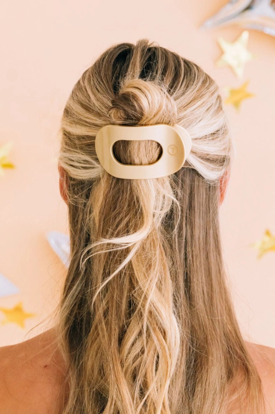 Elegant Champagne Toast Small Flat Round Hair Clips - Perfect for Weddings, Parties & Special Occasions