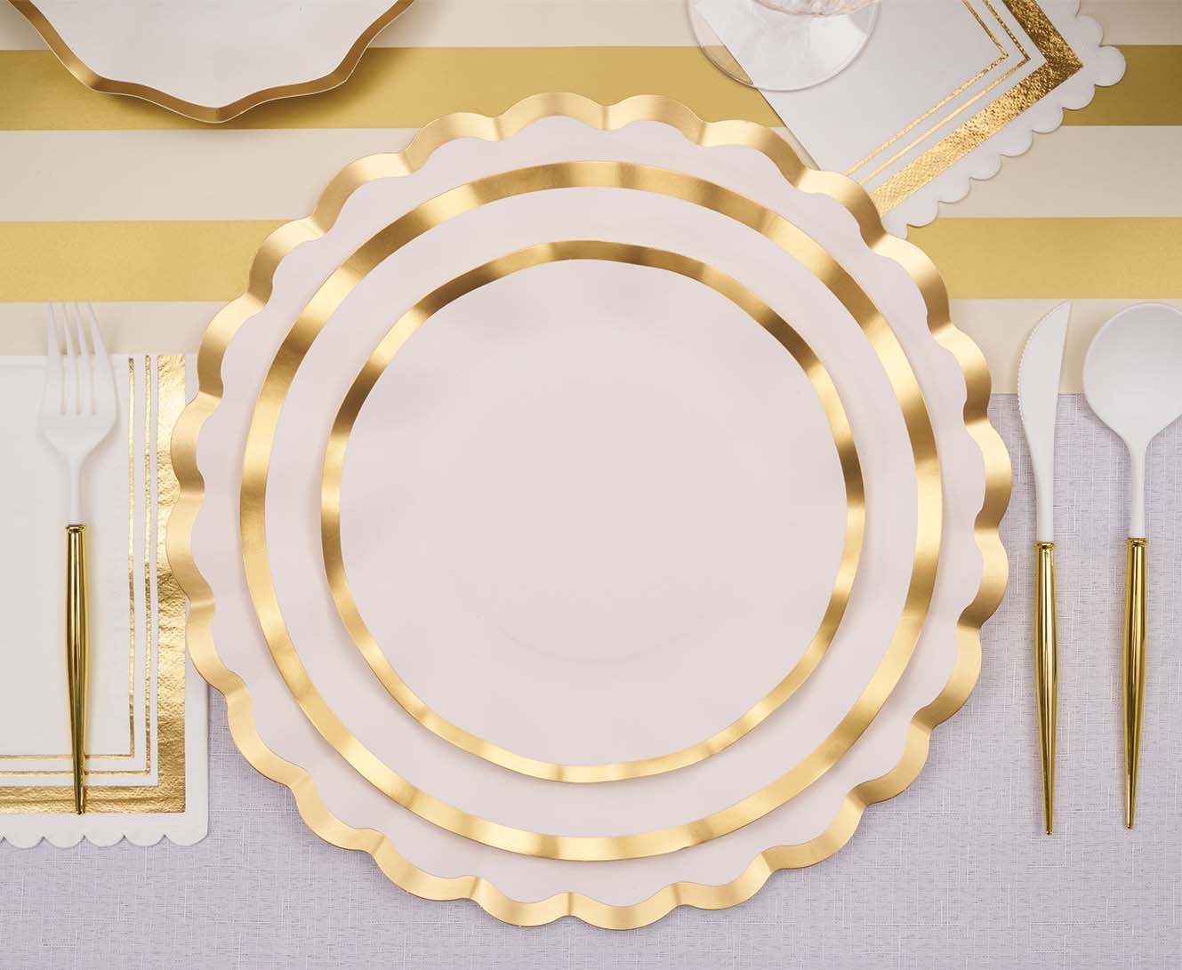 Premium Gold & White Cocktail Napkins - 20 Pack - Elegant Party, Wedding, and Event Decor for Drinks & Appetizers