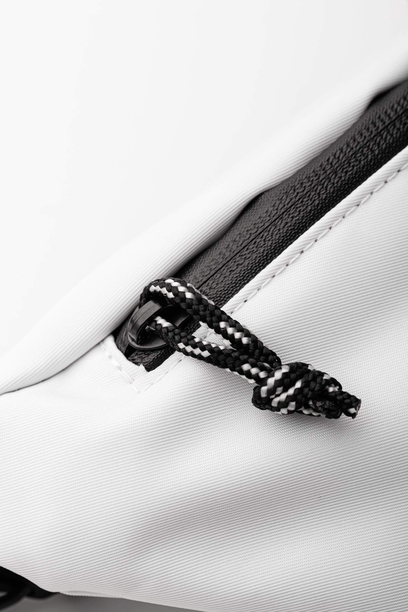 Trendy Cross Body Fanny Pack for Women & Men - Stylish White Waist Bag for Travel, Hiking, Running & Everyday Use