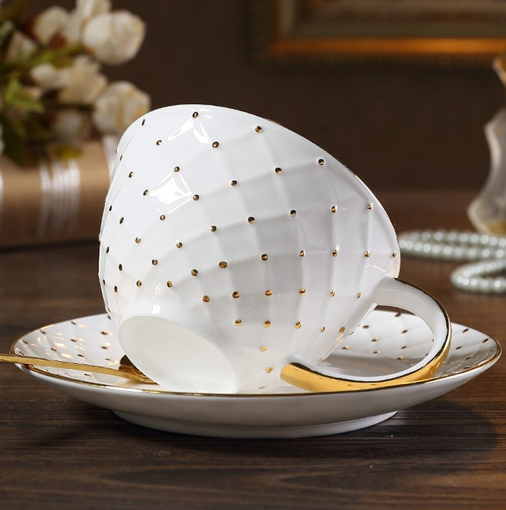 Elegant Ceramic Tea Cup Set with Saucers - Unique Bone China Porcelain Tea Cups in Gift Box, Perfect Birthday Gift for Women - Beautiful British Style Tea Set for Afternoon Tea, Home Decor & Gifting