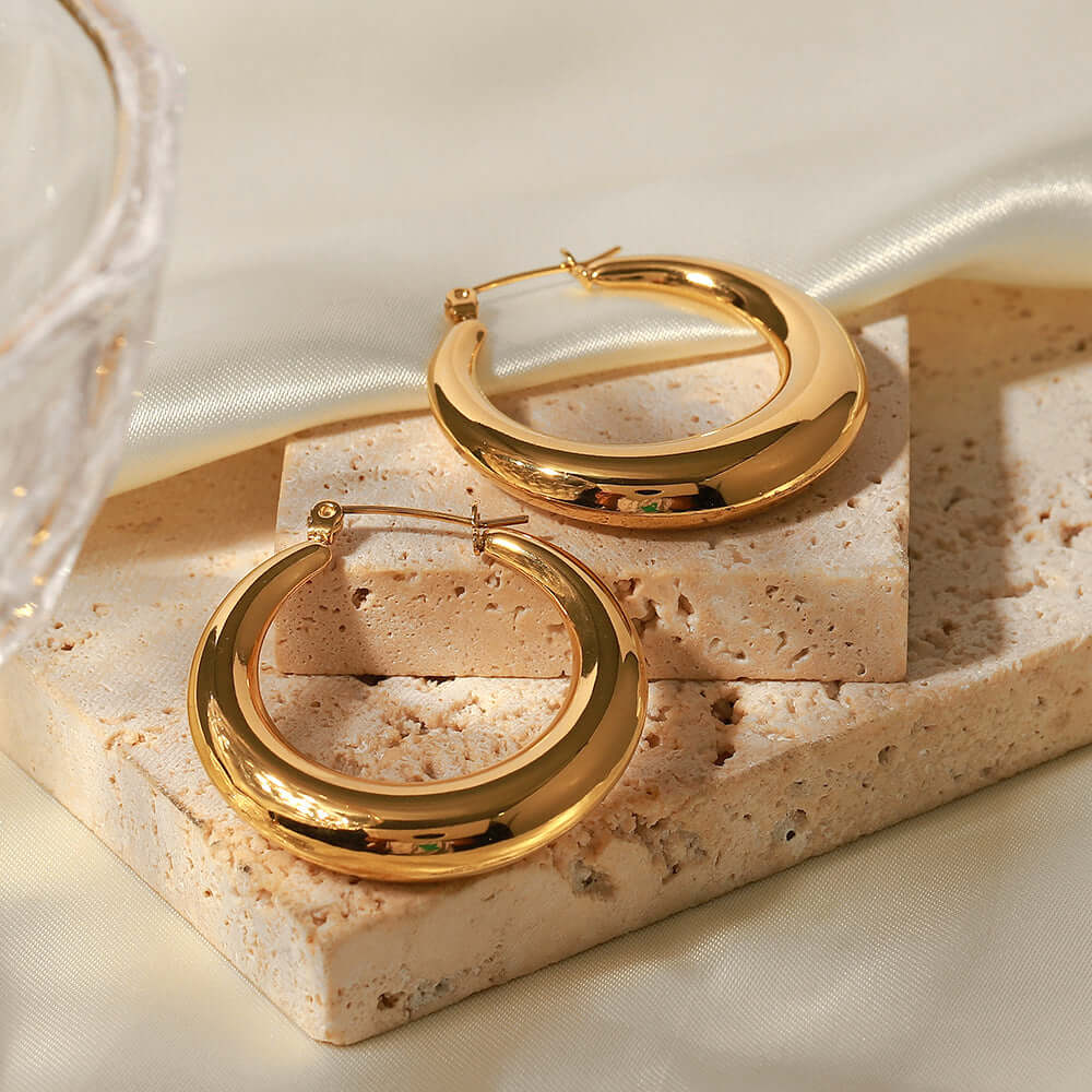 18K Gold Plated Chunky Hoop Earrings for Women - Large Statement Hoops - Trendy Fashion Jewelry Gift - Perfect for Parties, Weddings & Everyday Wear | JDE948
