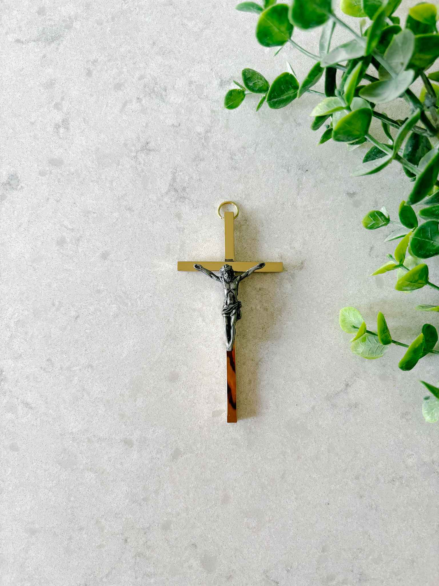 Small Metal Crucifix Pendant - Religious Jewelry for Women & Men - Perfect for Daily Wear, Gifts & Spiritual Protection