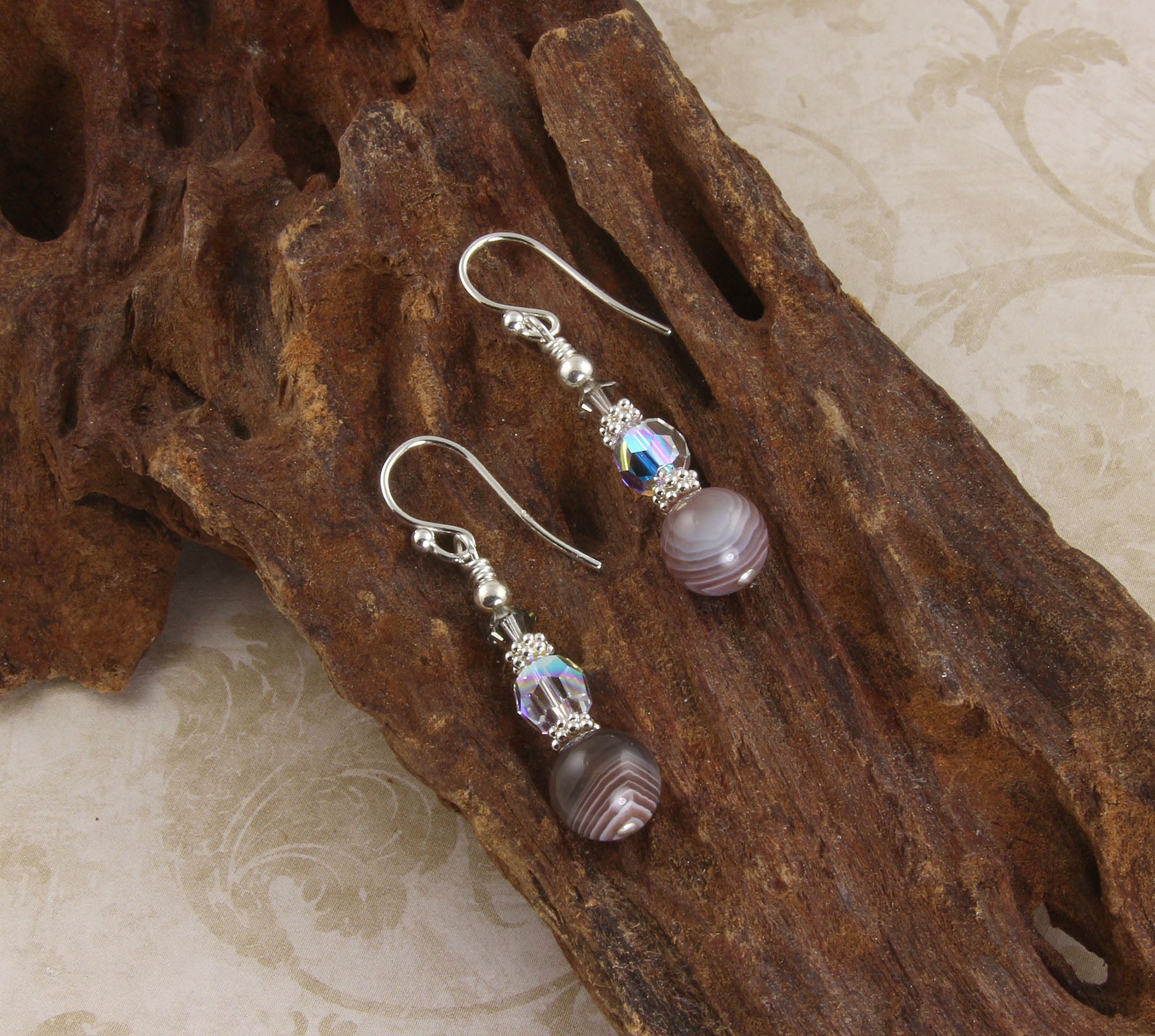 Natural Banded Agate Crystal Gemstone Dangle Earrings for Women - Boho Chic Jewelry for Everyday Wear & Special Occasions