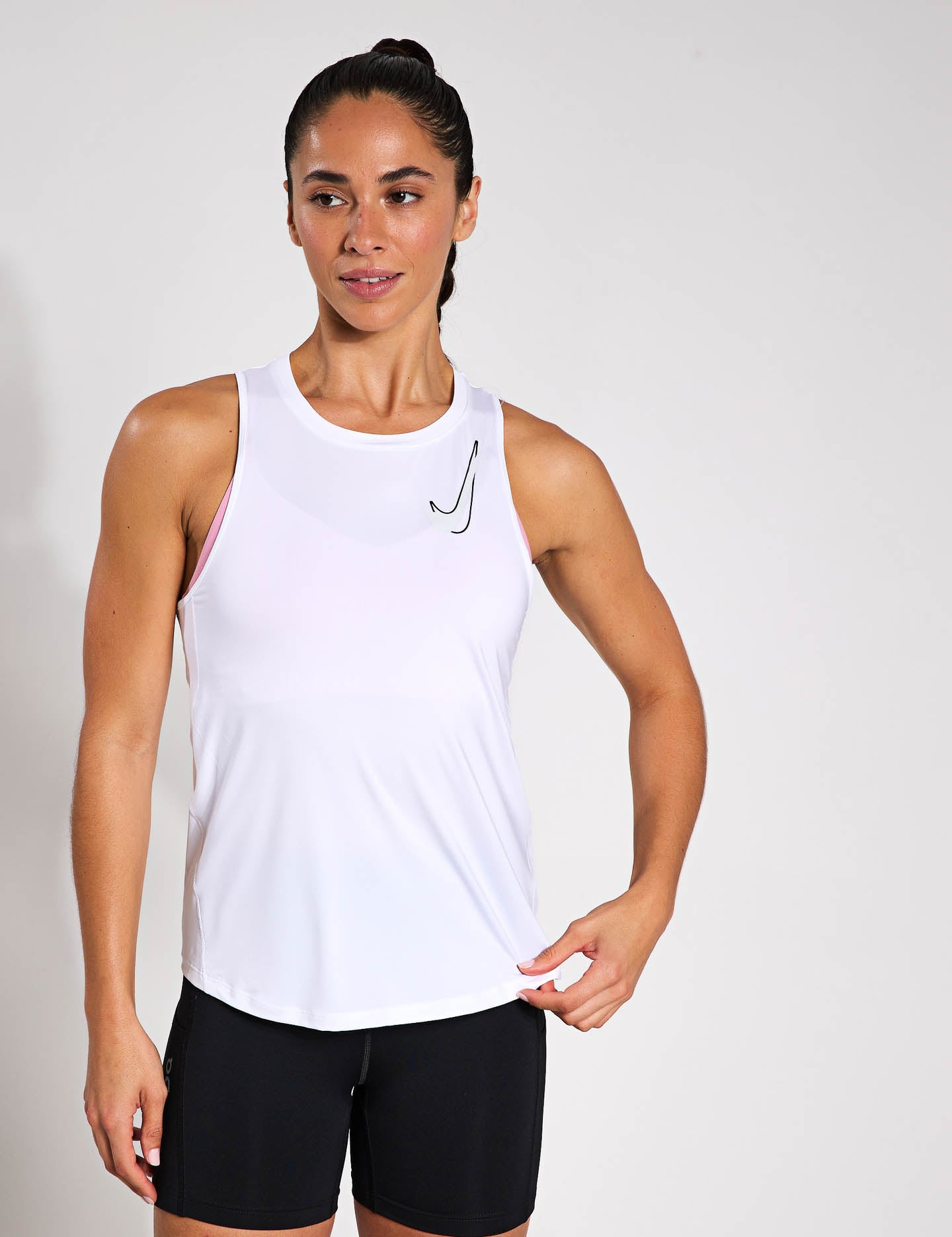 Nike Dri-FIT Running Tank Top for Men & Women - Breathable, Moisture-Wicking Performance Shirt - White - Ideal for Gym Workouts, Jogging & Outdoor Sports Activities