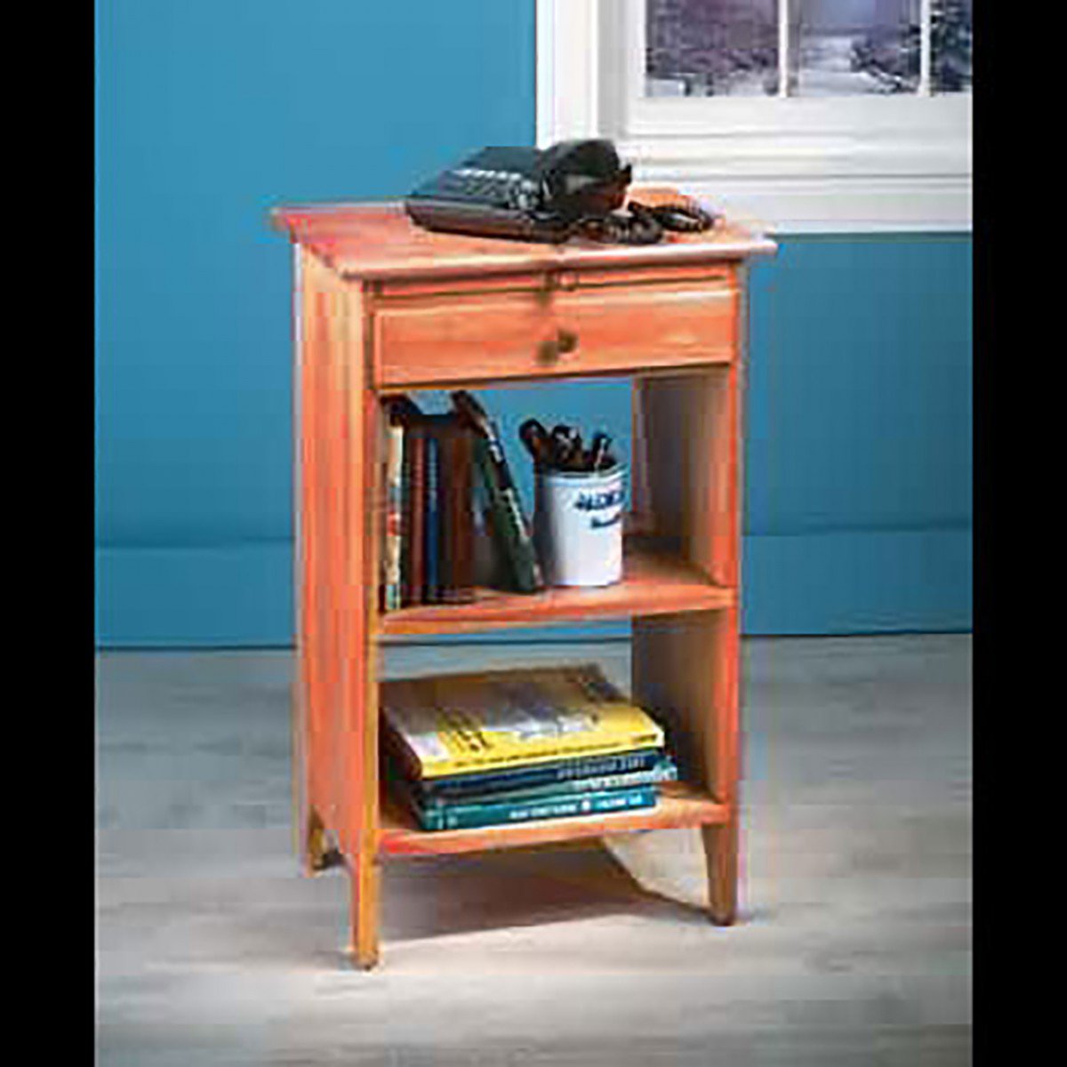 Honey Pine Harvard End Table 29.5
