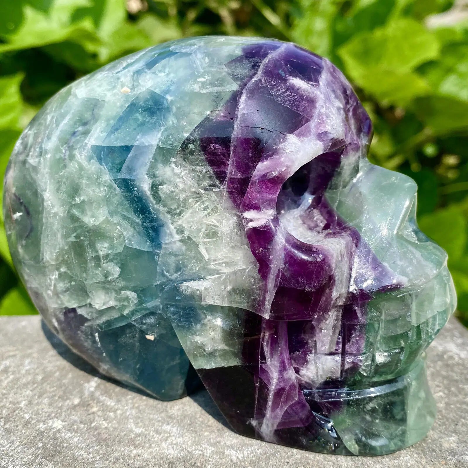 Natural Fluorite Skull Carving - Handcrafted Crystal Skull for Healing & Meditation - Perfect for Home Decor, Spiritual Practice & Energy Work