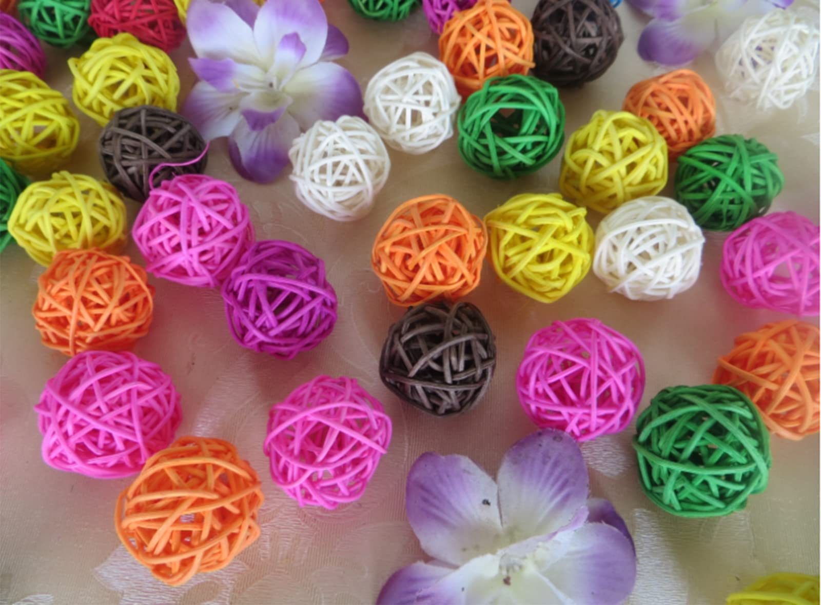 Parrot Chew Toys 30Pcs Rattan Balls for Budgies & Conures - Bird Cage Decor & DIY Crafts