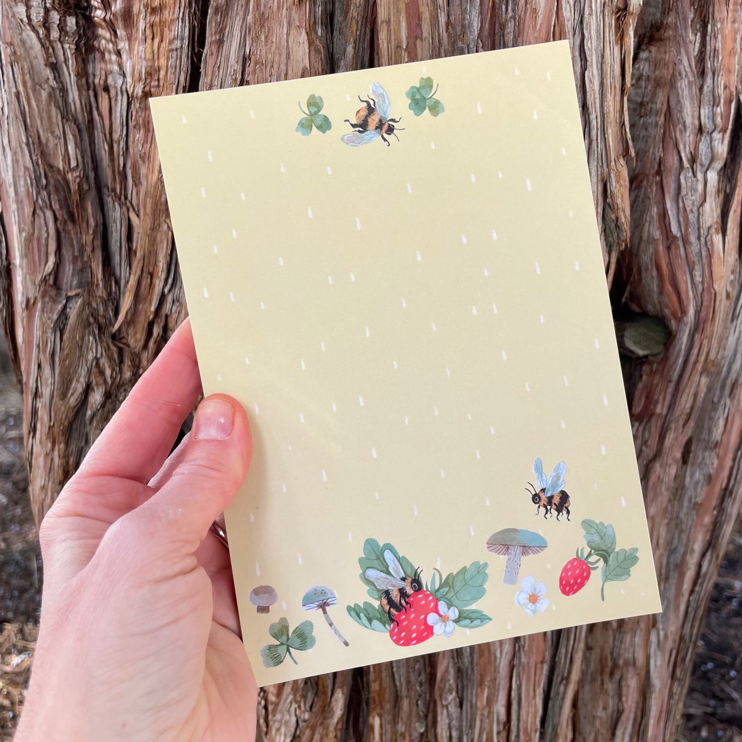 Strawberry Bumblebee Design Cute Notepad - Adorable Bee & Fruit Pattern Writing Pad for Journaling, Note Taking, School, Office & Gift Giving