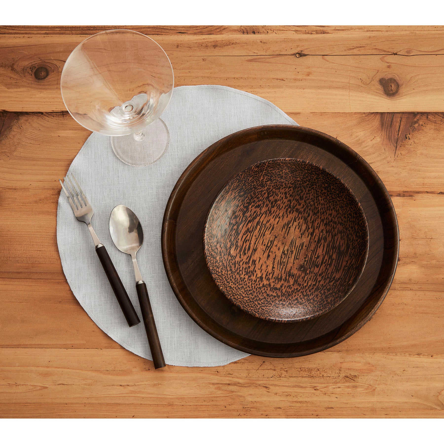 Premium Round Placemats Set of 4 - Non-Slip Heat Resistant Table Mats for Dining & Decor - Perfect for Dinner Parties, Holidays & Everyday Use
