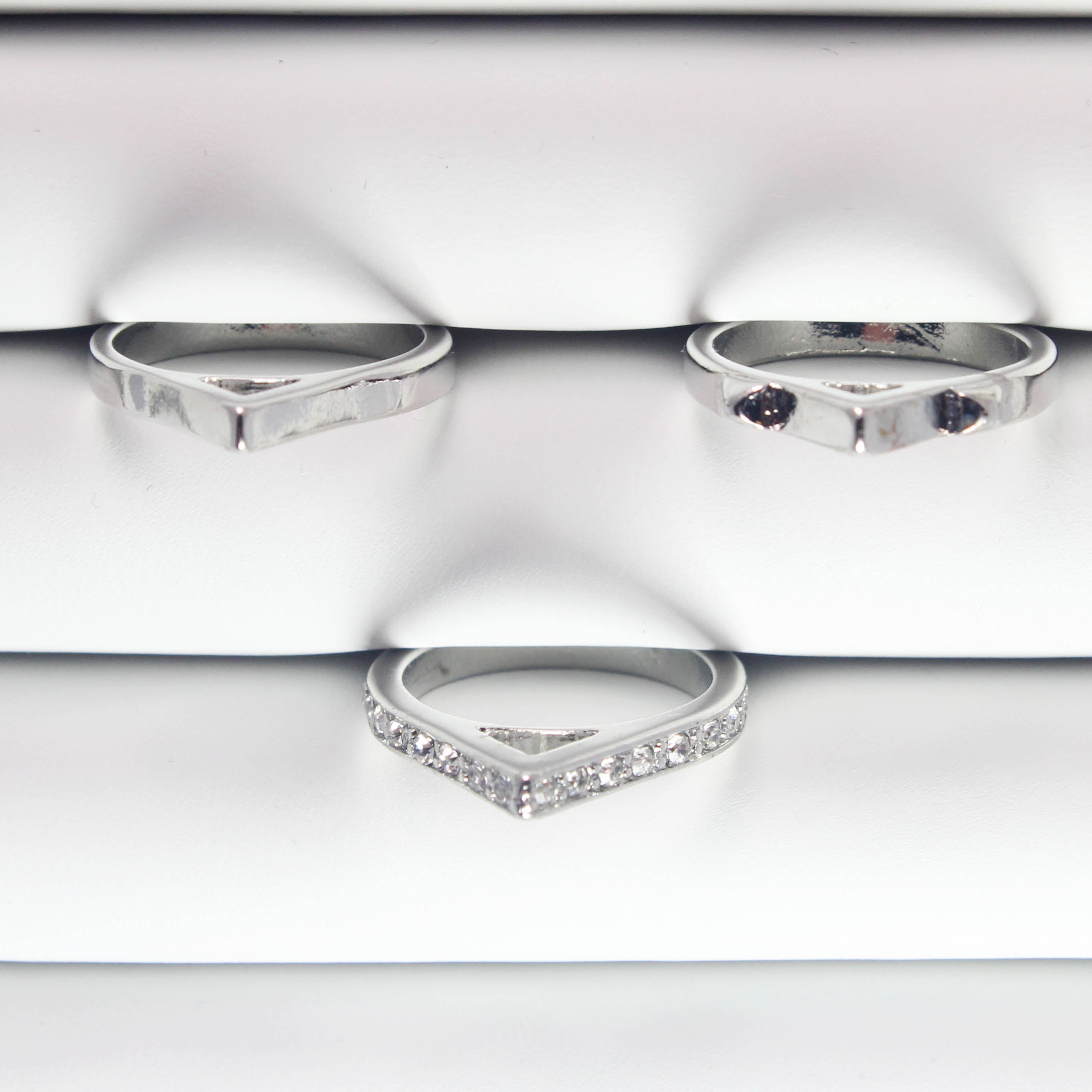 3-Piece Ring Set for Women - Elegant Stackable Rings in Silver, Gold & Rose Gold - Perfect for Everyday Wear, Gifts & Special Occasions