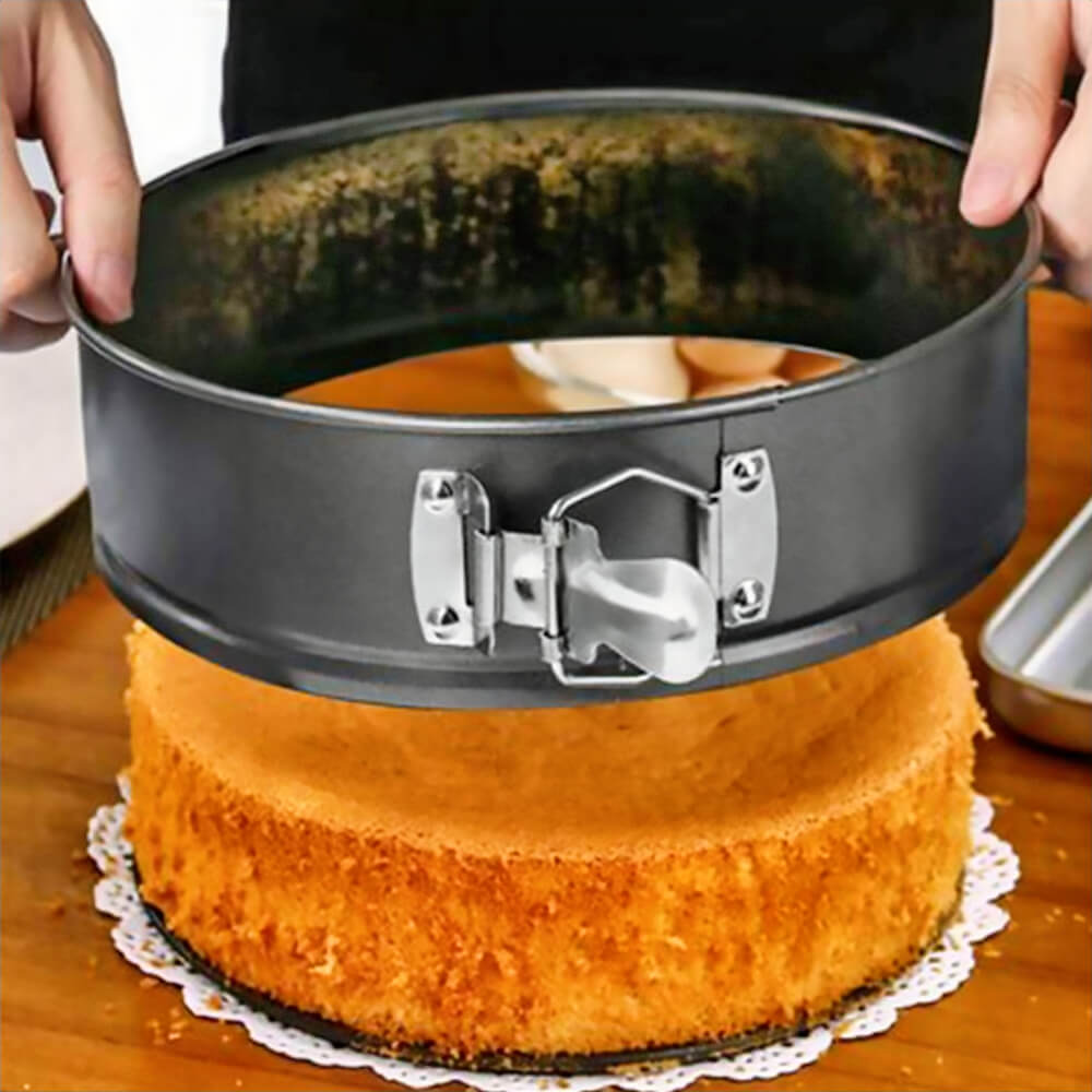 Premium Hudson Springform Cake Pan Set of 4 - Nonstick Round Baking Pans for Cheesecakes, Pies & Desserts - Perfect for Home Bakers & Professional Chefs