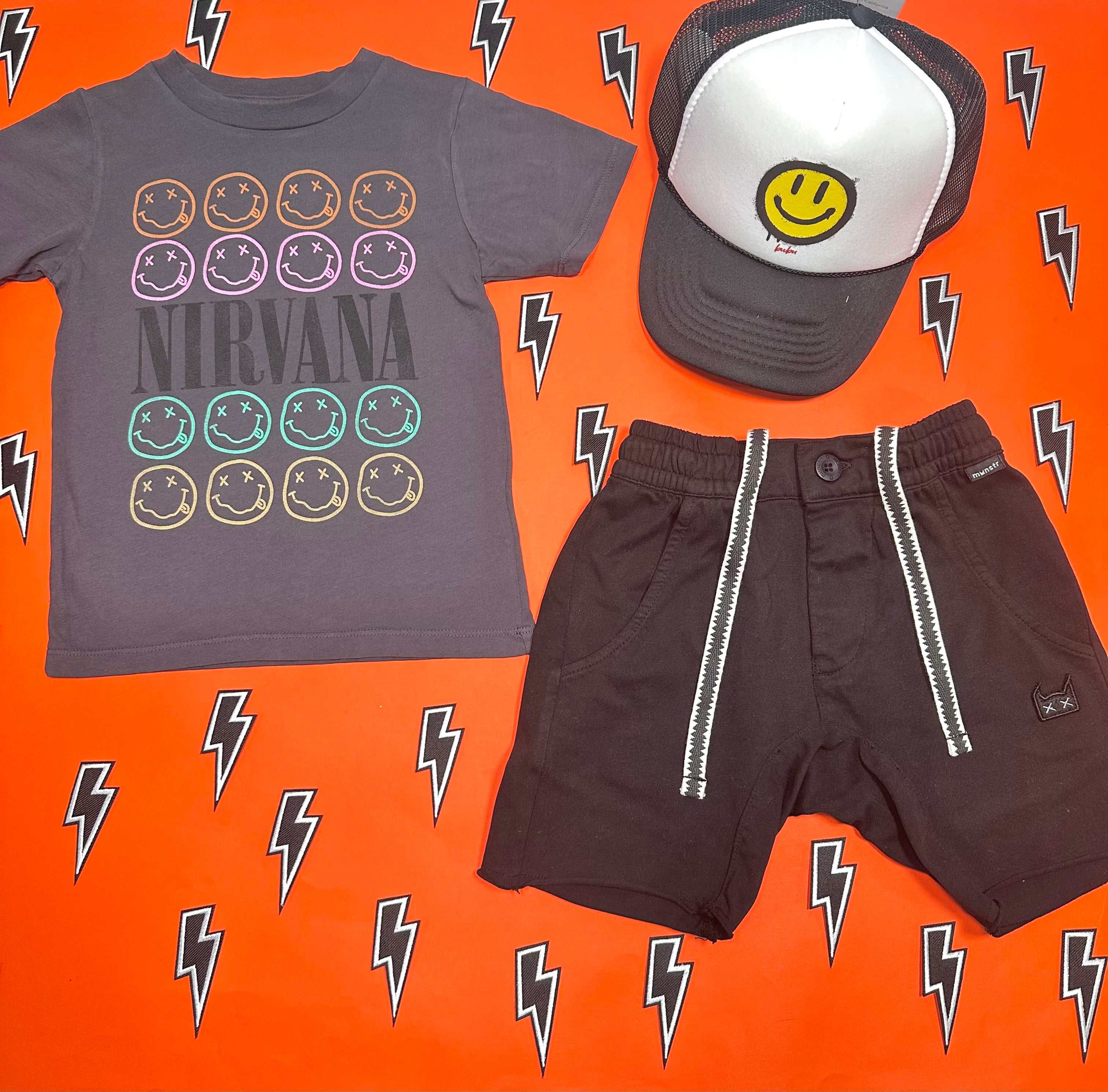 Nirvana Smiley Face T-Shirt - Vintage Grunge Band Tee for Men & Women - Perfect for Concerts, Casual Wear & 90s Retro Fashion